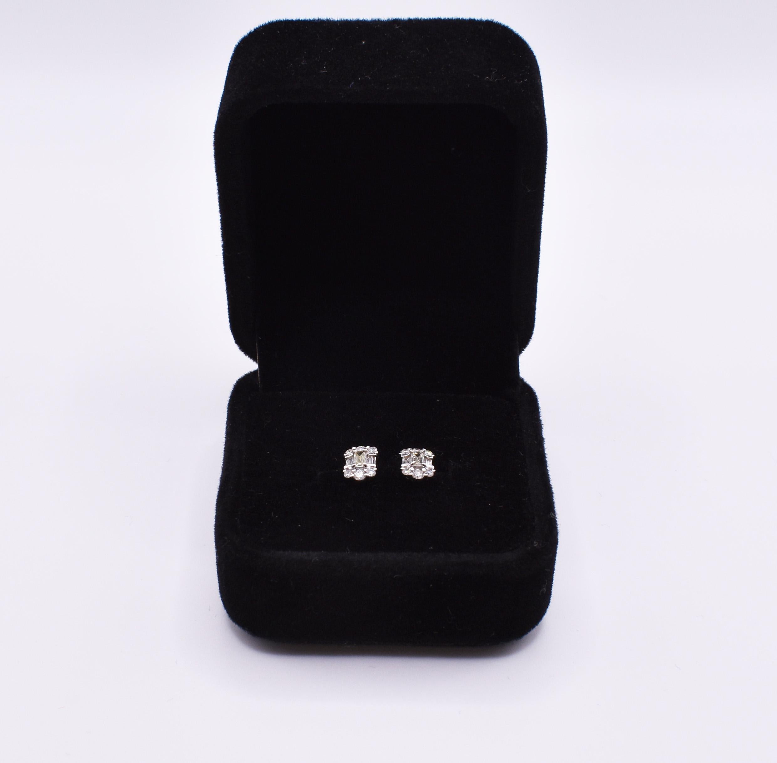 Women's Pair of 18k White Gold Diamond Earrings For Sale