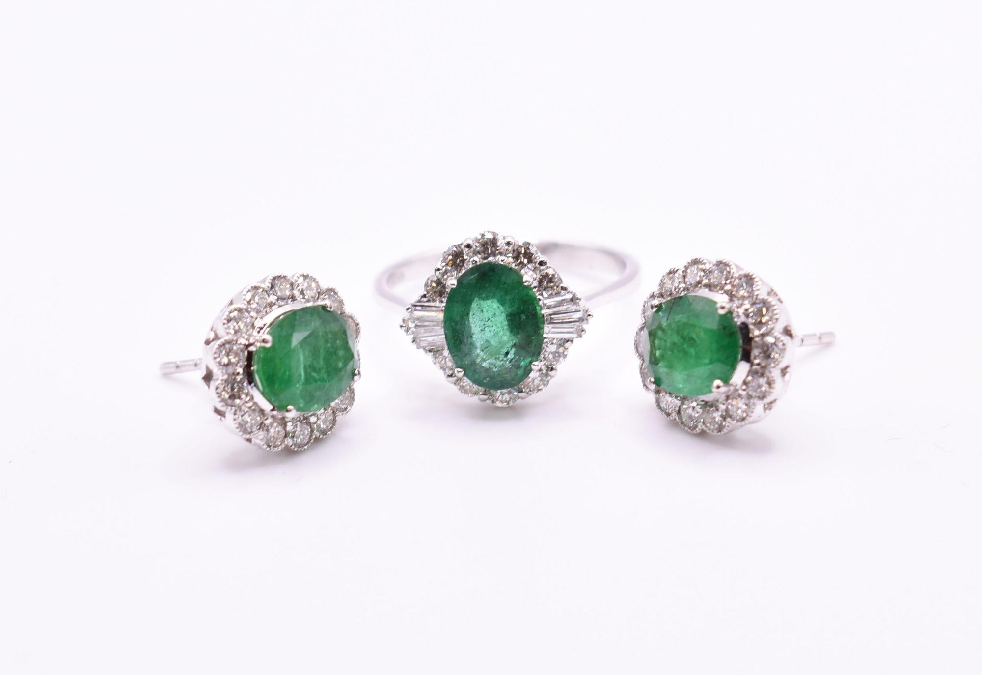 Pair of 18k White Gold Emerald & Diamond Earrings For Sale 3