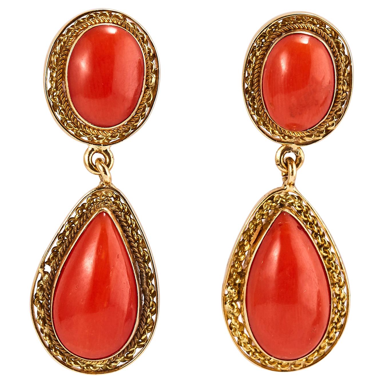 Pair of 18K Yellow Gold and Coral Drop Earrings For Sale