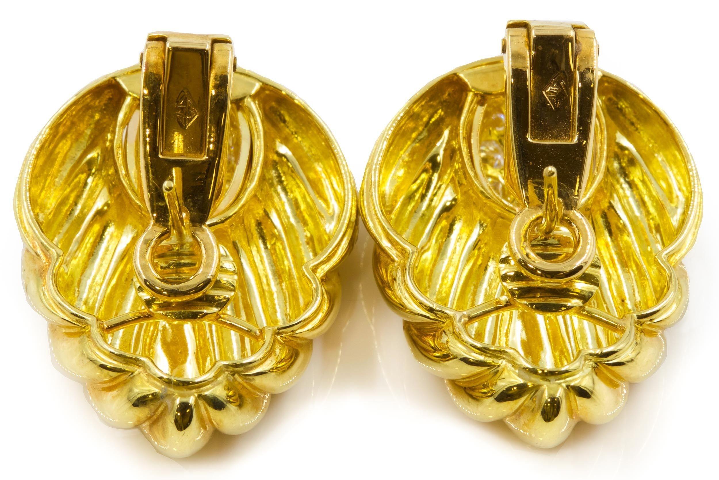 Pair of 18k Yellow Gold and Diamond Earrings by Albert Lipton In Good Condition For Sale In Shippensburg, PA