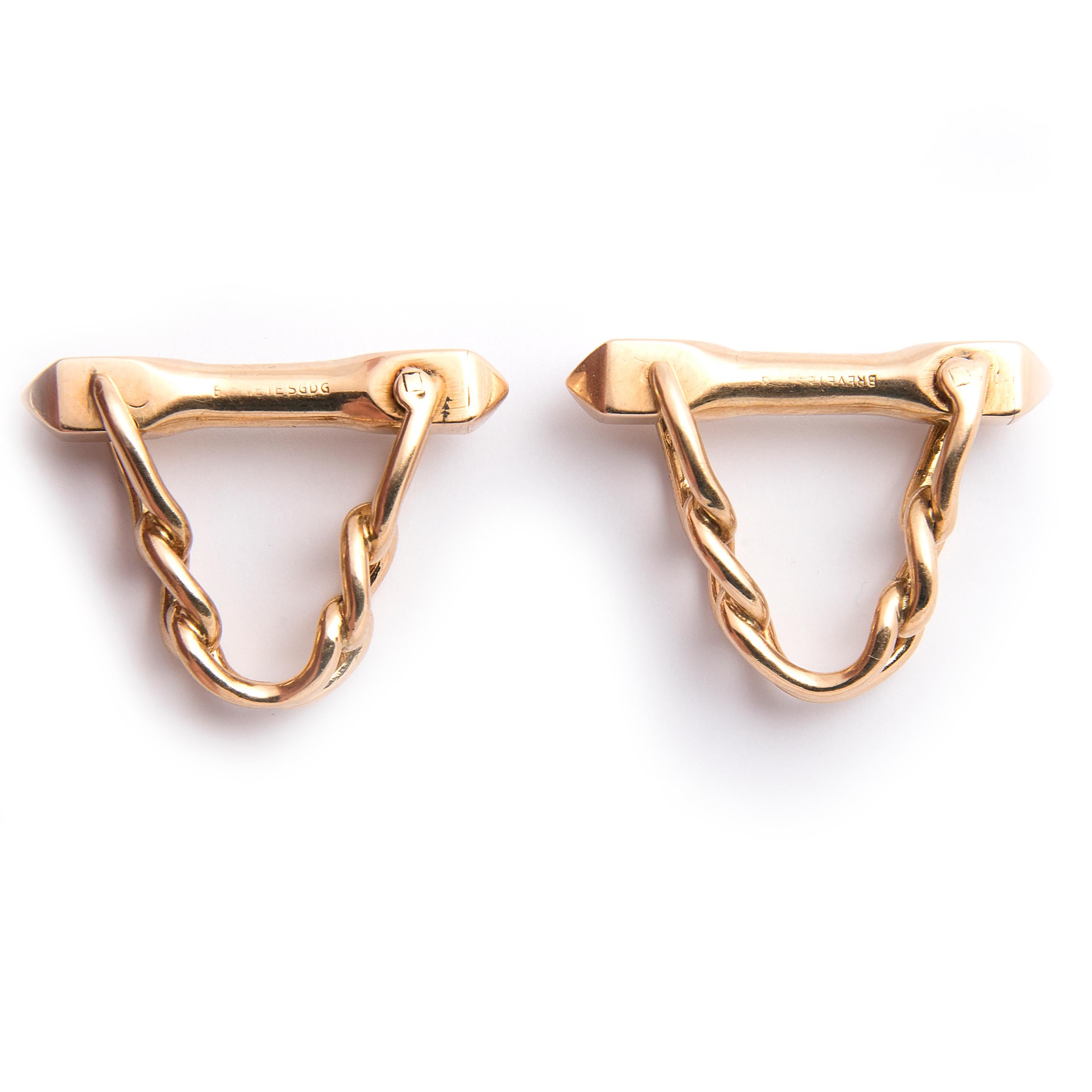 Women's or Men's Pair of 18k Yellow Gold Cufflinks For Sale