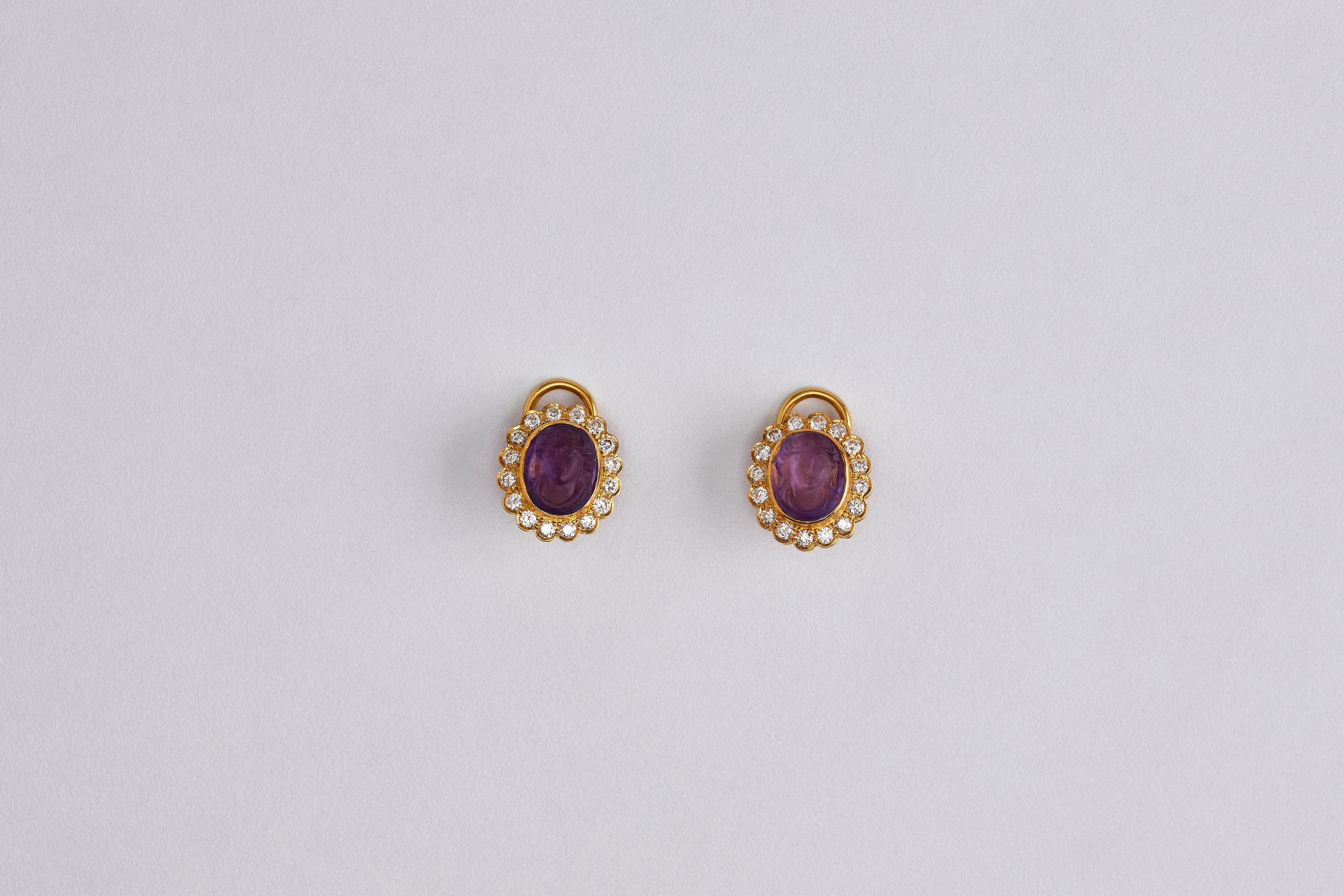 Oval Cut Pair of 18k Yellow Gold Diamond and Amethyst Earrings For Sale