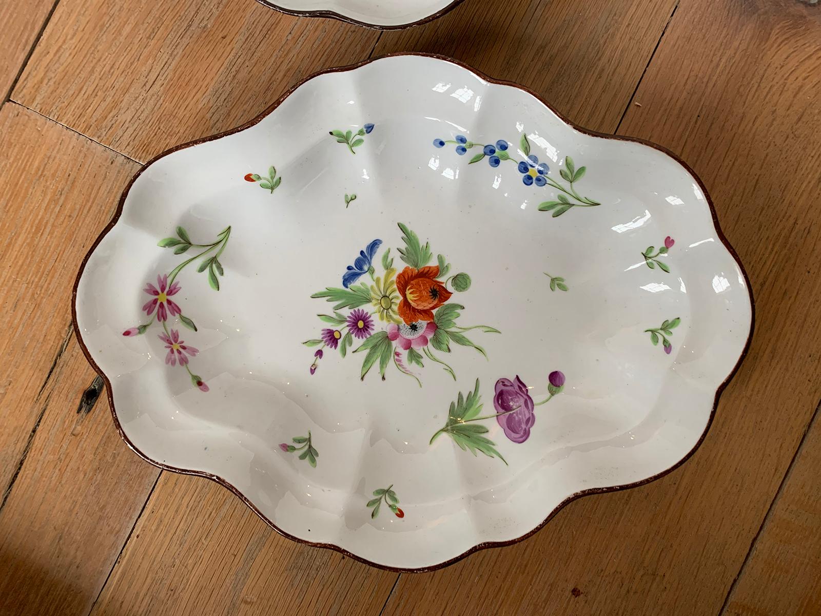 Pair of 18th-19th Century Faience Floral Serving Platers, Marked Pattern # 582 For Sale 3