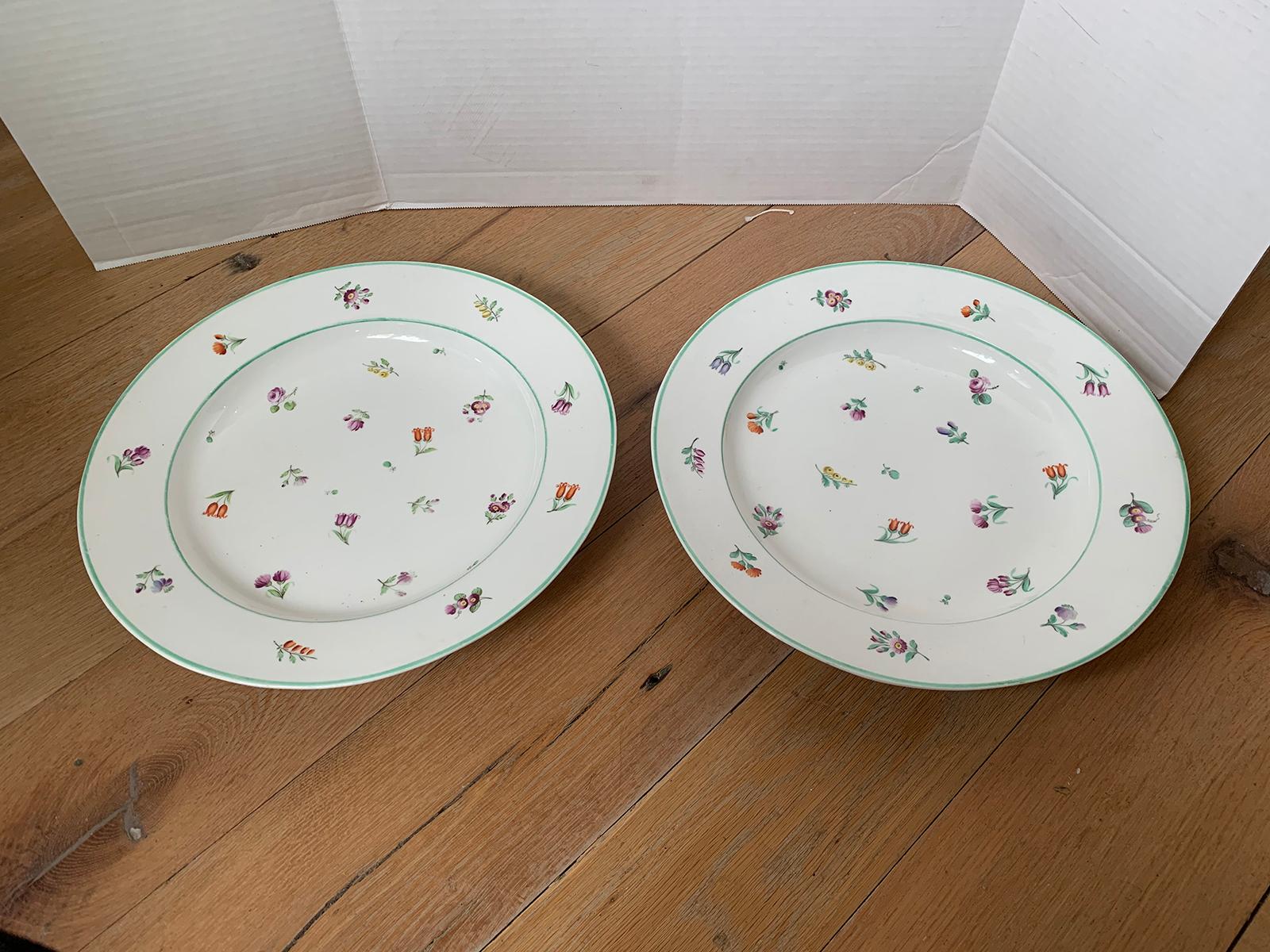 18th Century and Earlier Pair of 18th-19th Century French Sprig Pattern Porcelain Chargers, Unmarked For Sale