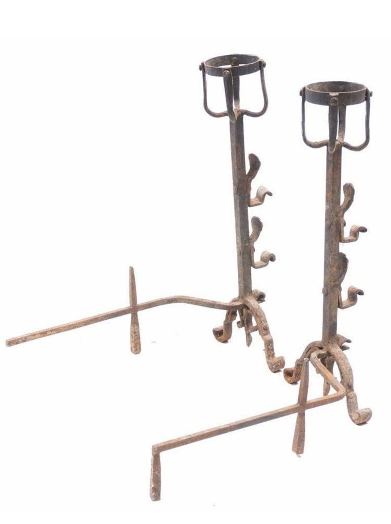 Pair of 18th/19th Century French Wrought Iron Andirons In Good Condition For Sale In Forney, TX