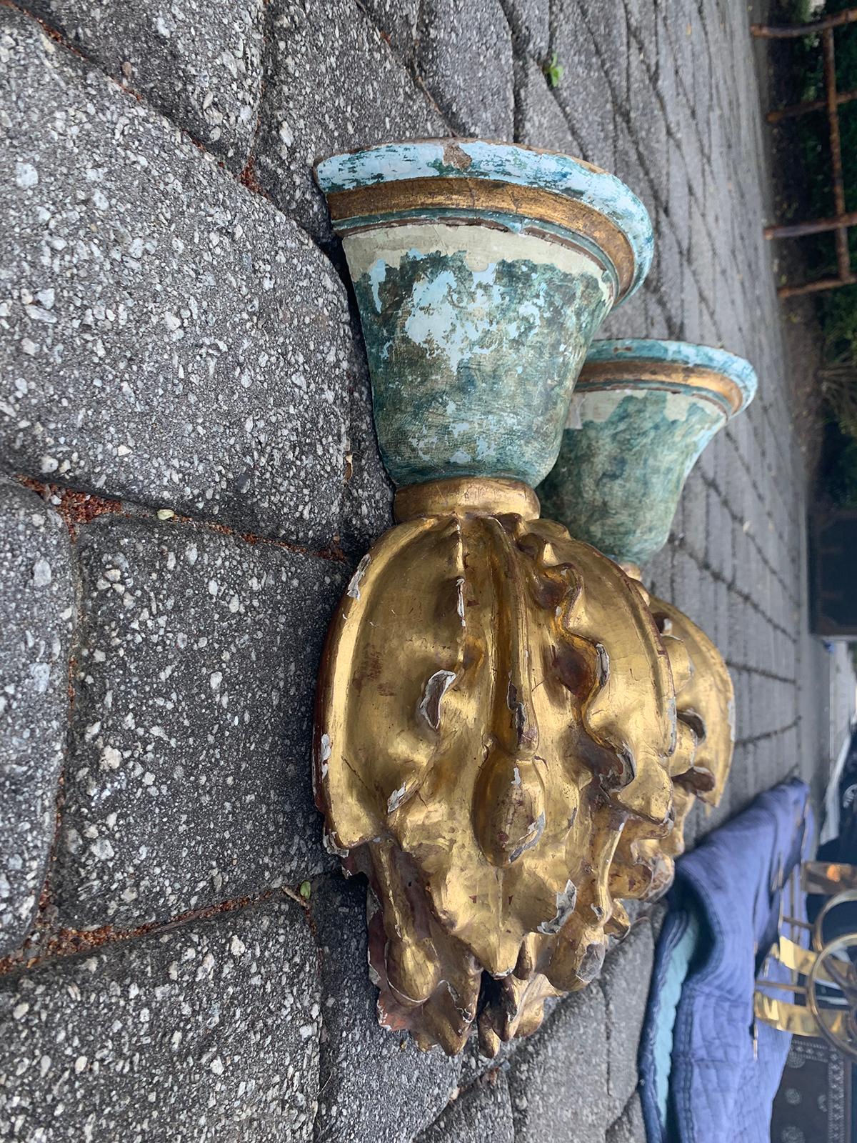 Pair of 18th-19th Century Giltwood Flame Brackets or Finials 7