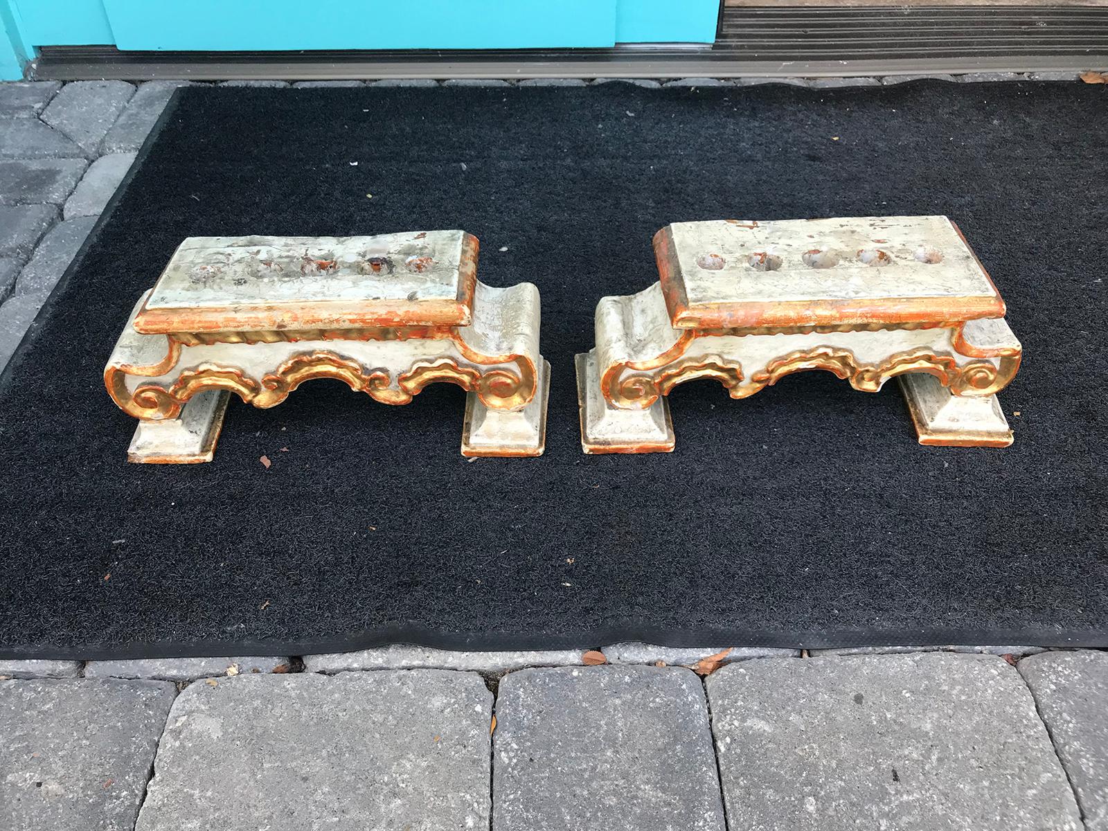 Hand-Carved Pair of 18th-19th Century Italian Gilt and White Fragments as Candleholders For Sale