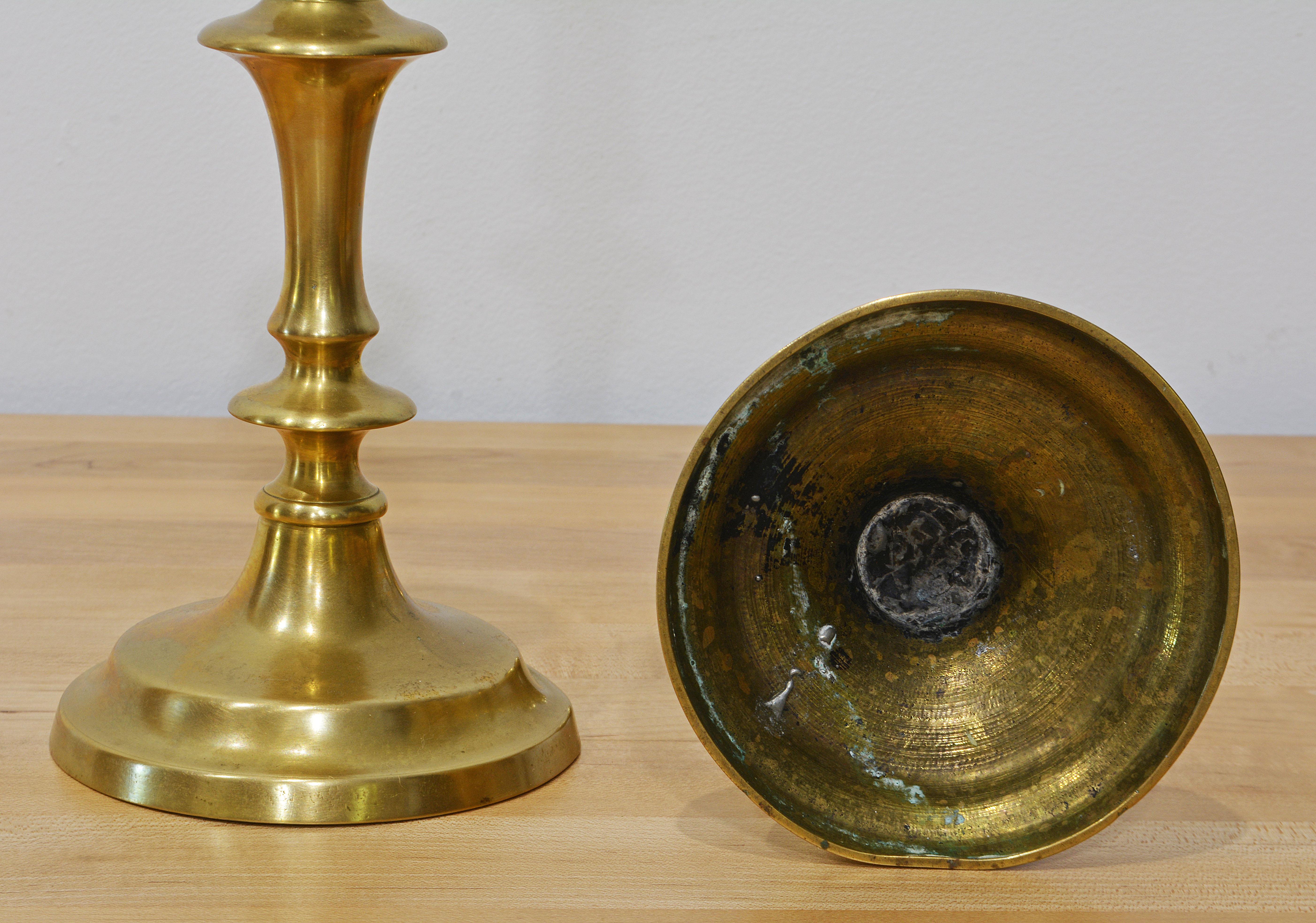 Pair of 18th Century English Queen Anne Brass Candle Sticks with Shaped Stems 4