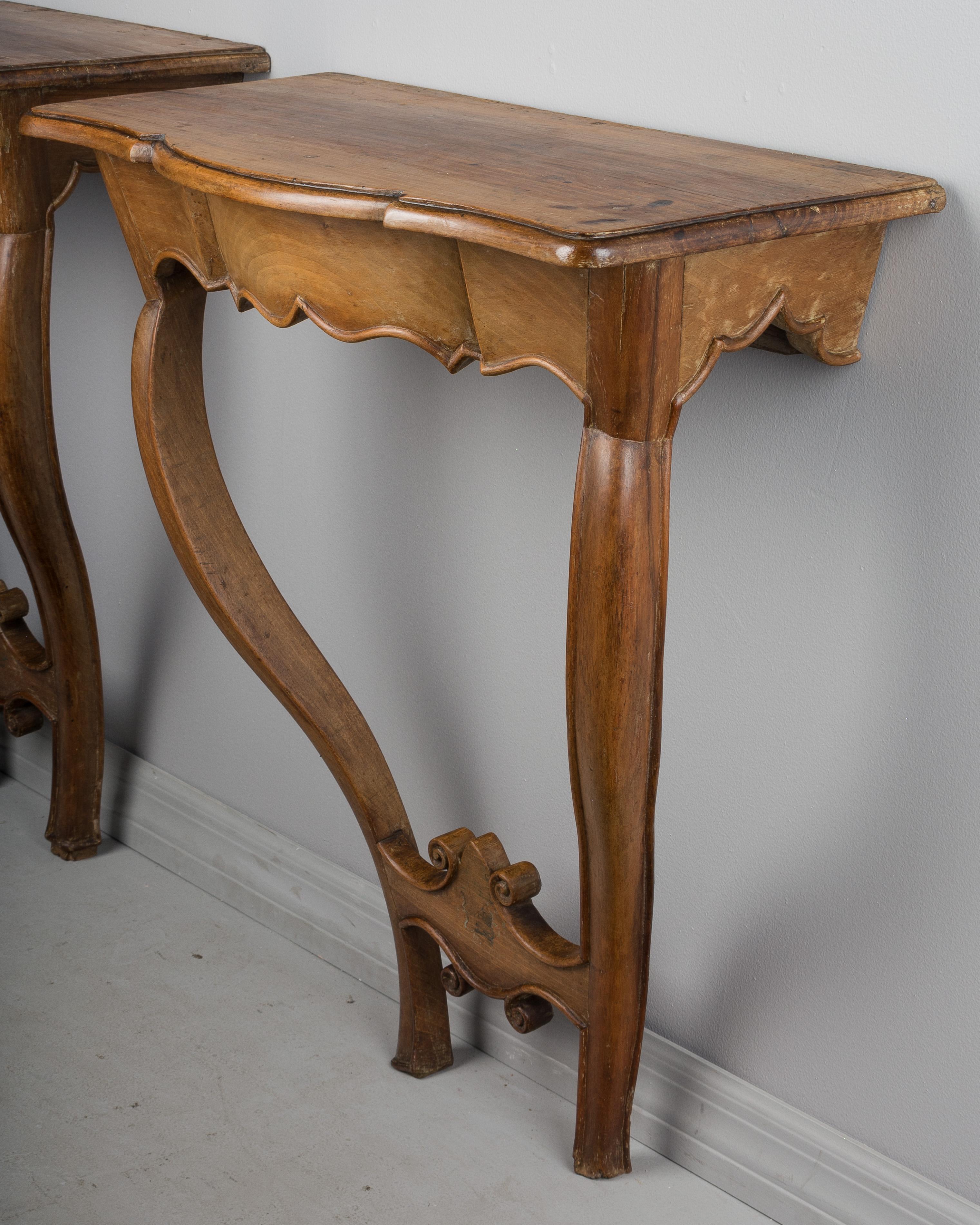 Pair of 18th Century French Console Tables In Good Condition In Winter Park, FL