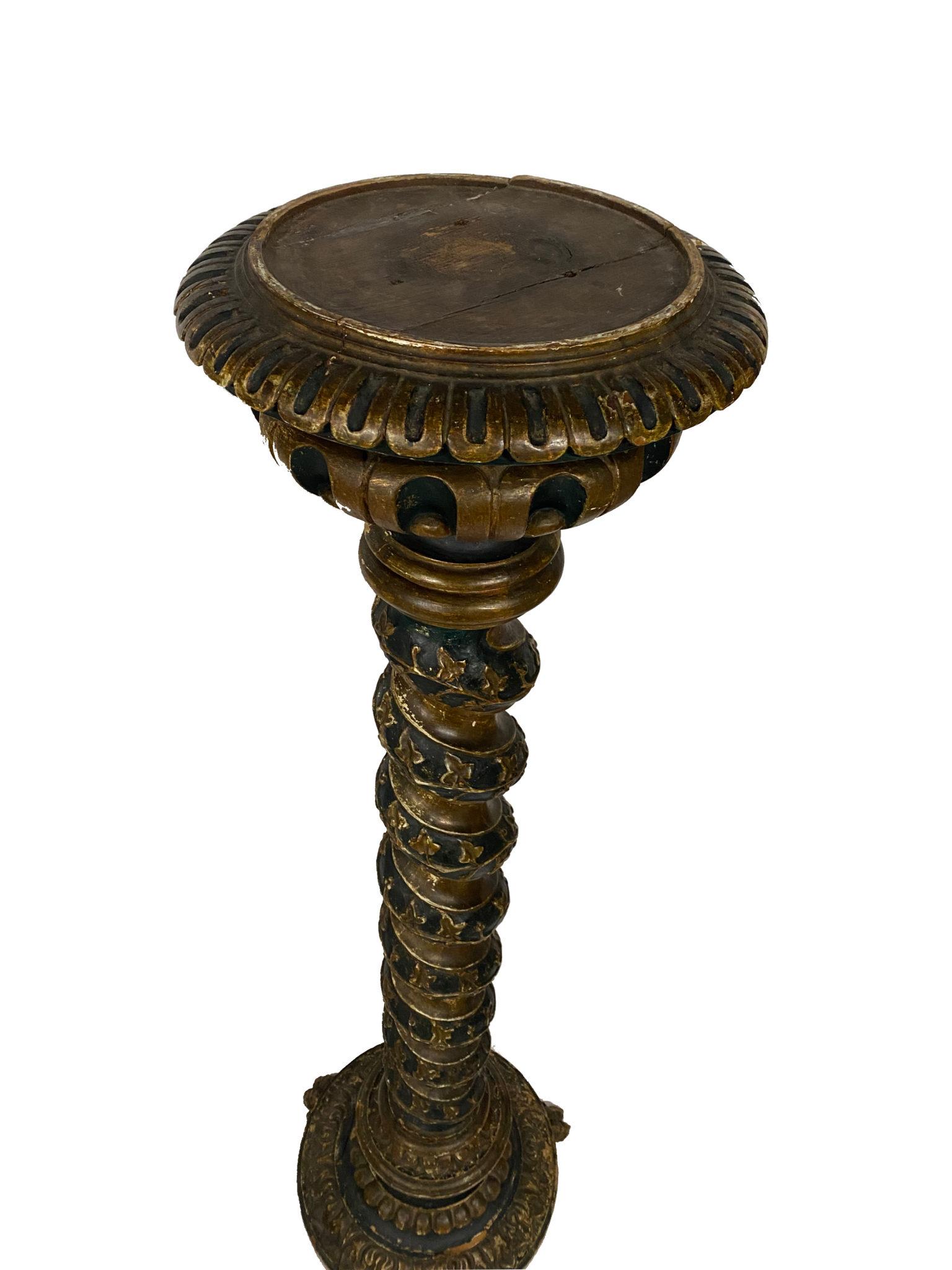 Pair of 18th C. Impressive Hand Carved Oak Baroque Pedestal Sculpture Stands In Good Condition For Sale In Sag Harbor, NY
