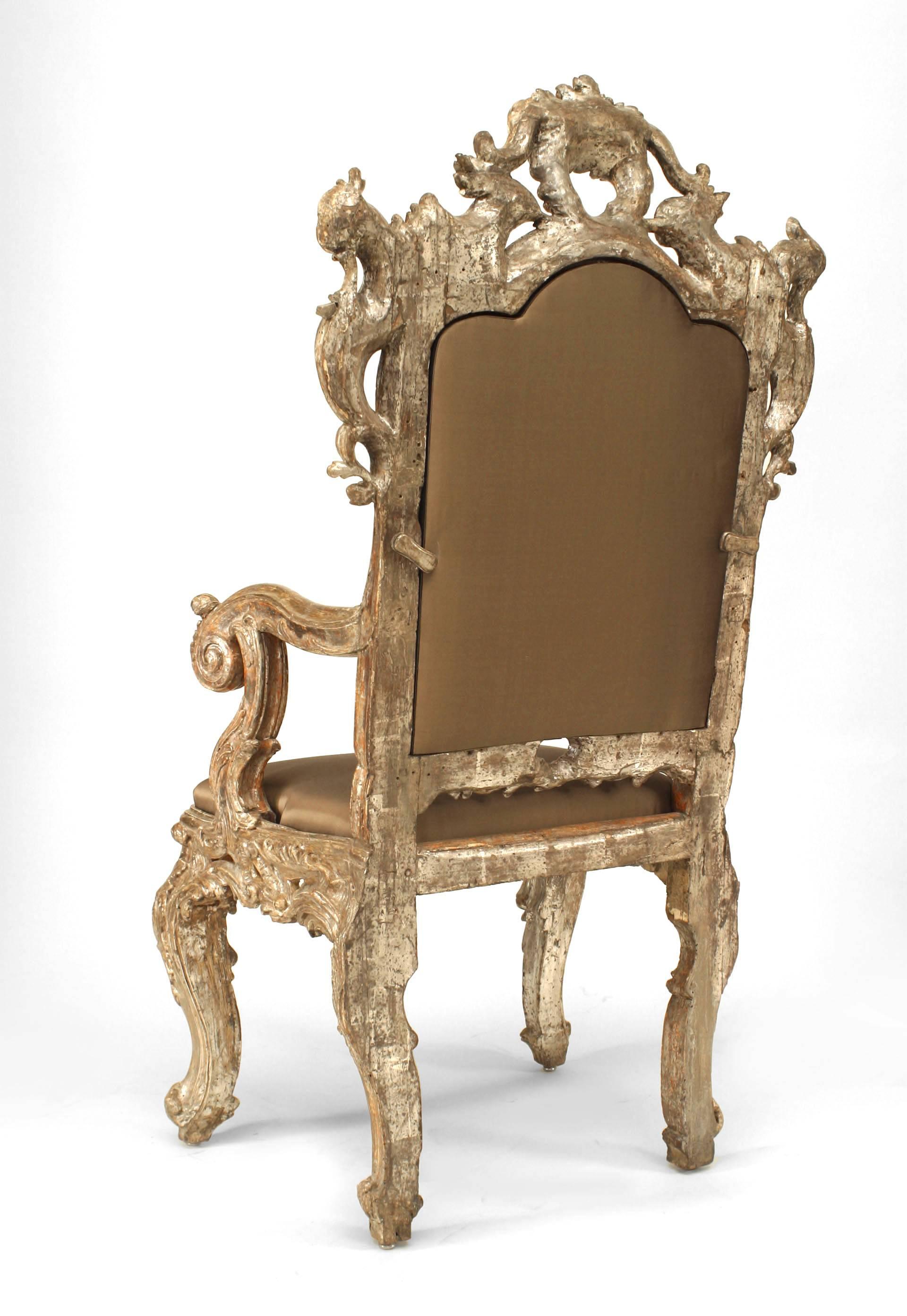 Pair of Italian Rococo Silver Gilt Throne Chairs In Good Condition For Sale In New York, NY