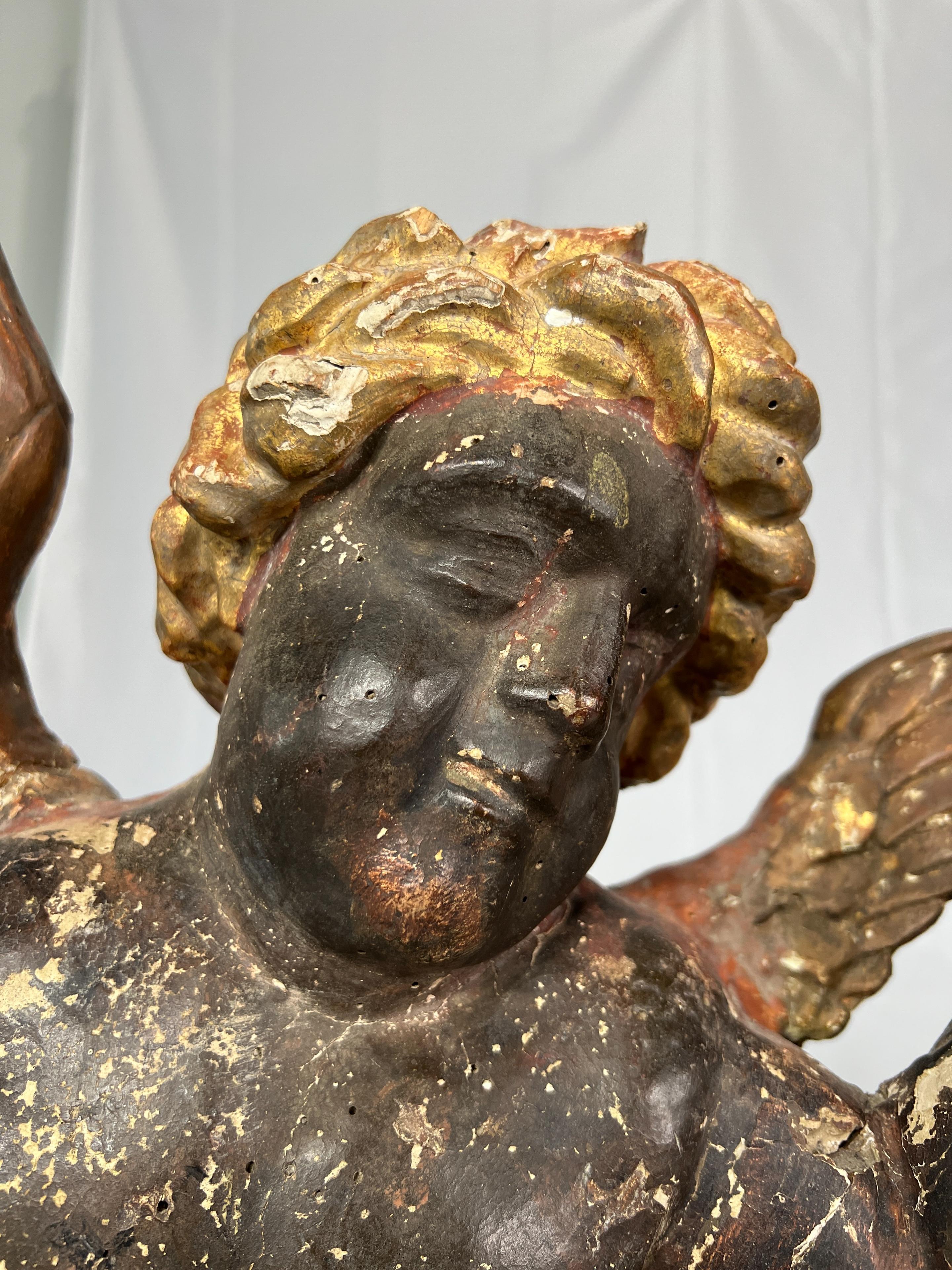 Pair of 18th c.  Gilt Wood-Carved Cherubs For Sale 2