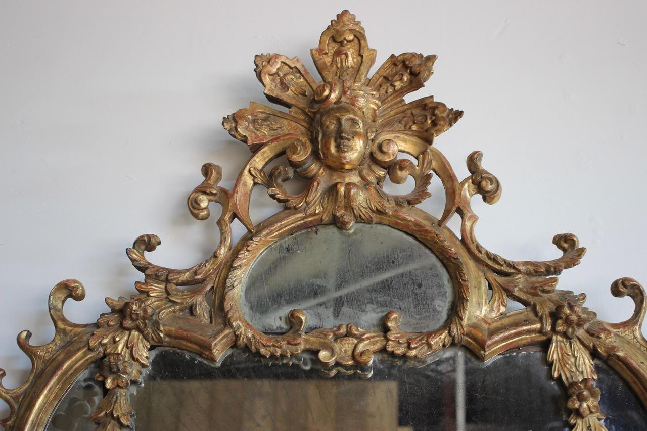 Wood Pair of 18th Century Italian Carved Giltwood Mirrors For Sale