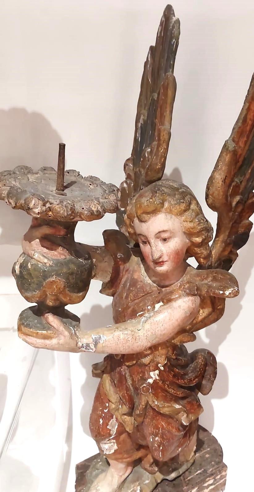 Mid-18th Century Pair of 18th century Archangels For Sale