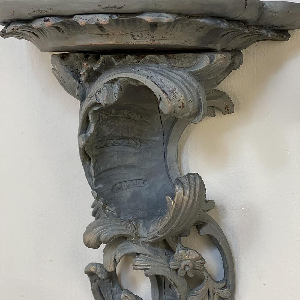 Pair of 18th Century Baroque Grey Painted Dragon Wall Shelves For Sale 1