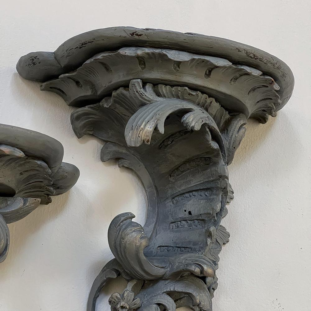 Pair of 18th Century Baroque Grey Painted Dragon Wall Shelves For Sale 4