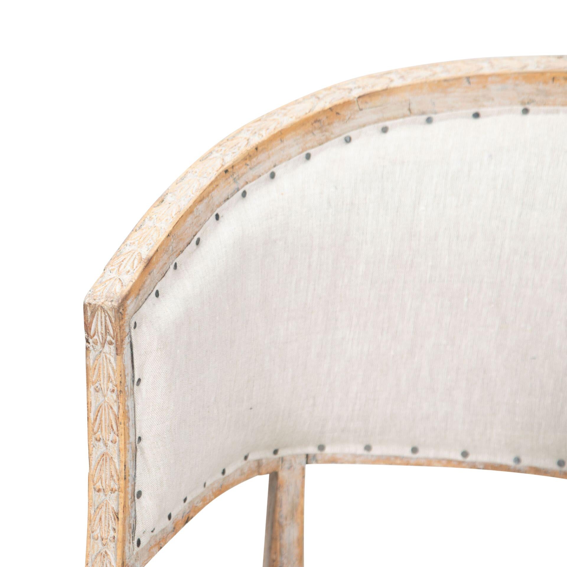 Wood Pair of 18th Century Barrel Back Chairs