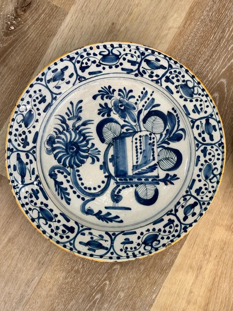 Ceramic Pair of 18th Century Blue and White Dutch Delft Chargers For Sale