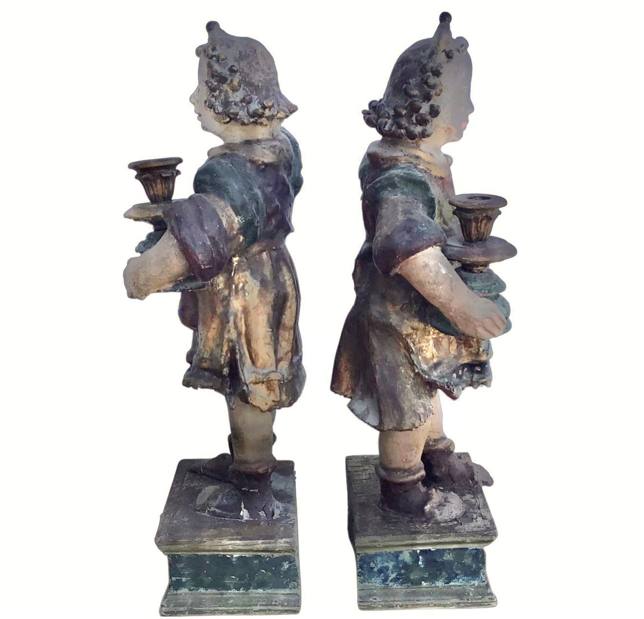 Coppia di angeli portacandele del XVIII secolo in vendita 5
