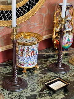 Paire de chandeliers du 18e siècle