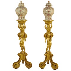 Pair of 18th Century Carved and Gilded Wood Guéridons Pair of 18th Century Carved and Gilded Wood Guéridons