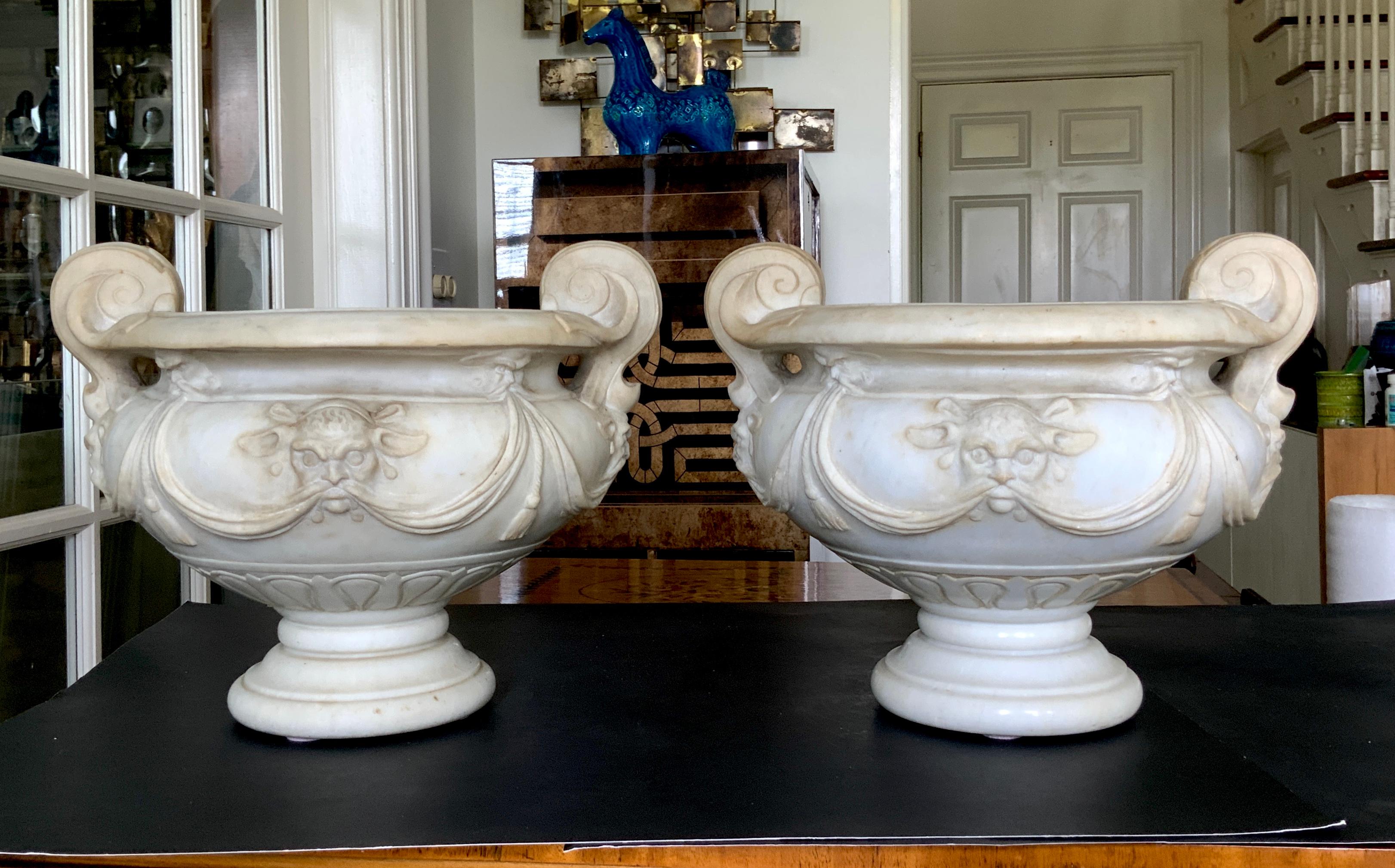 Pair of 18th Century Carved White Marble Garden Urns, Italy 4