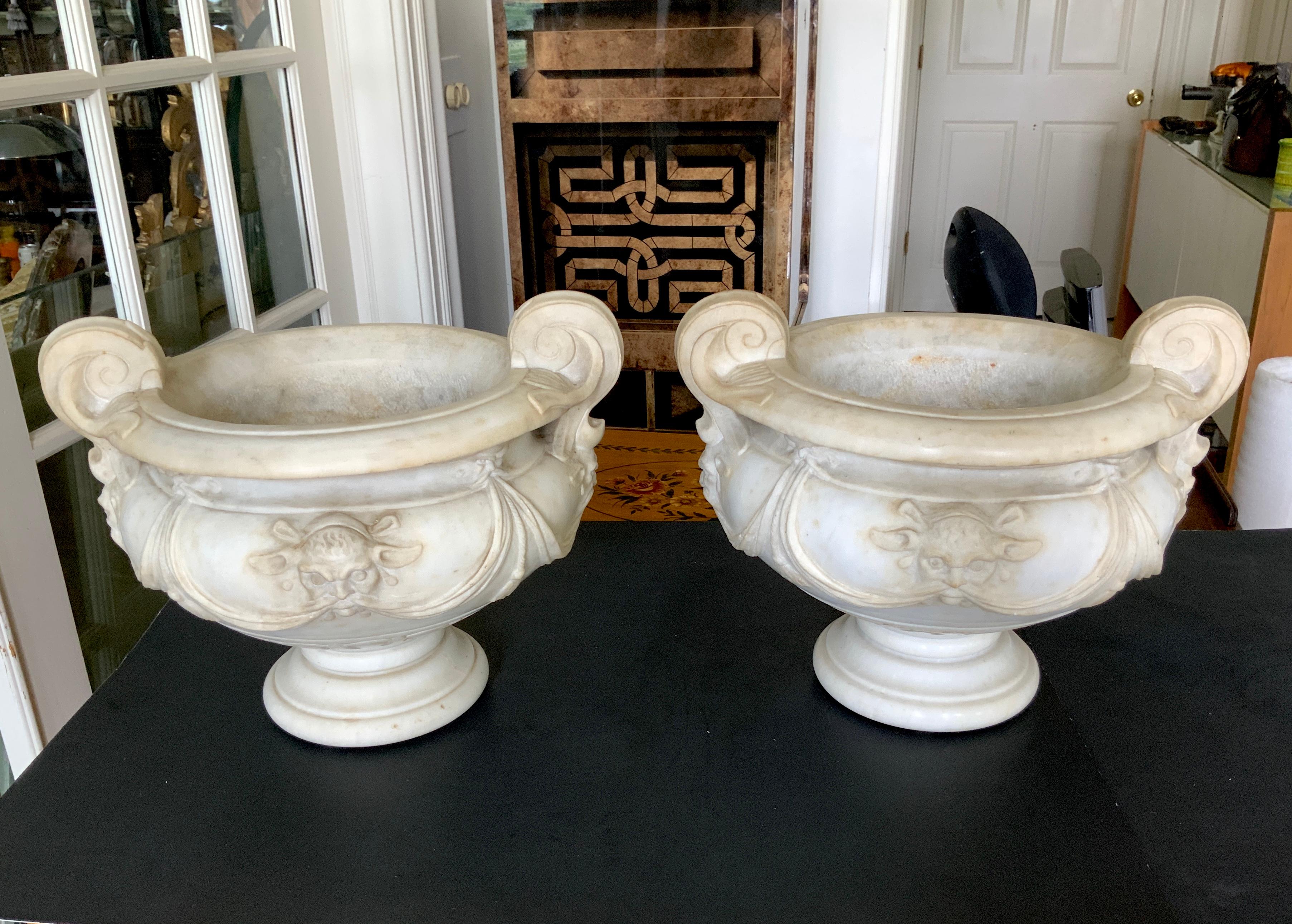 Pair of 18th Century Carved White Marble Garden Urns, Italy 8