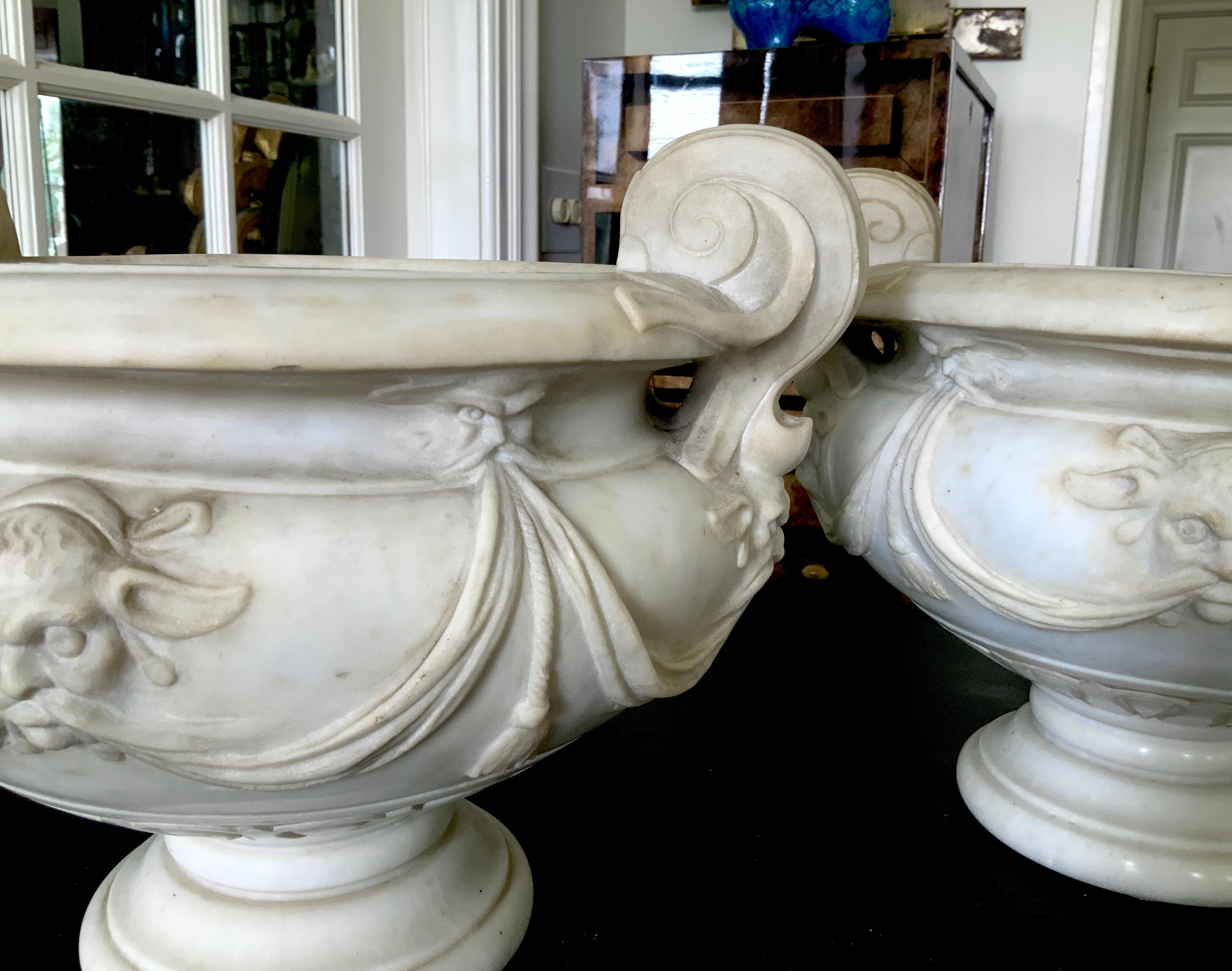 Pair of 18th Century Carved White Marble Garden Urns, Italy 10