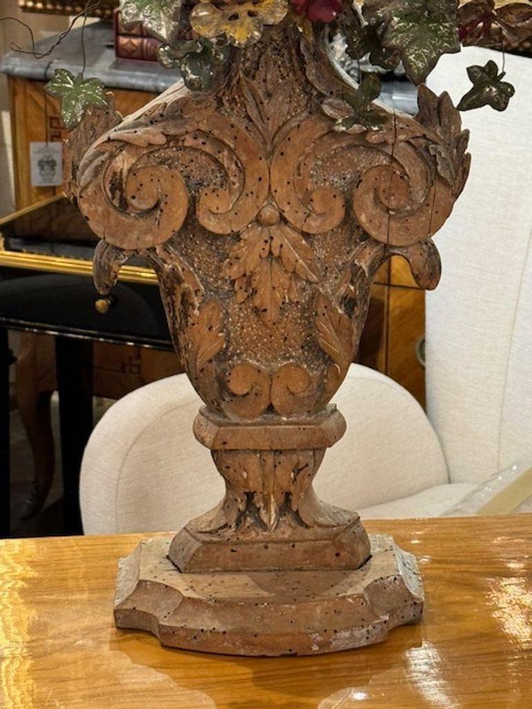Hand-Carved Pair of 18th Century Carved Wood and Painted Metal Topiaries For Sale