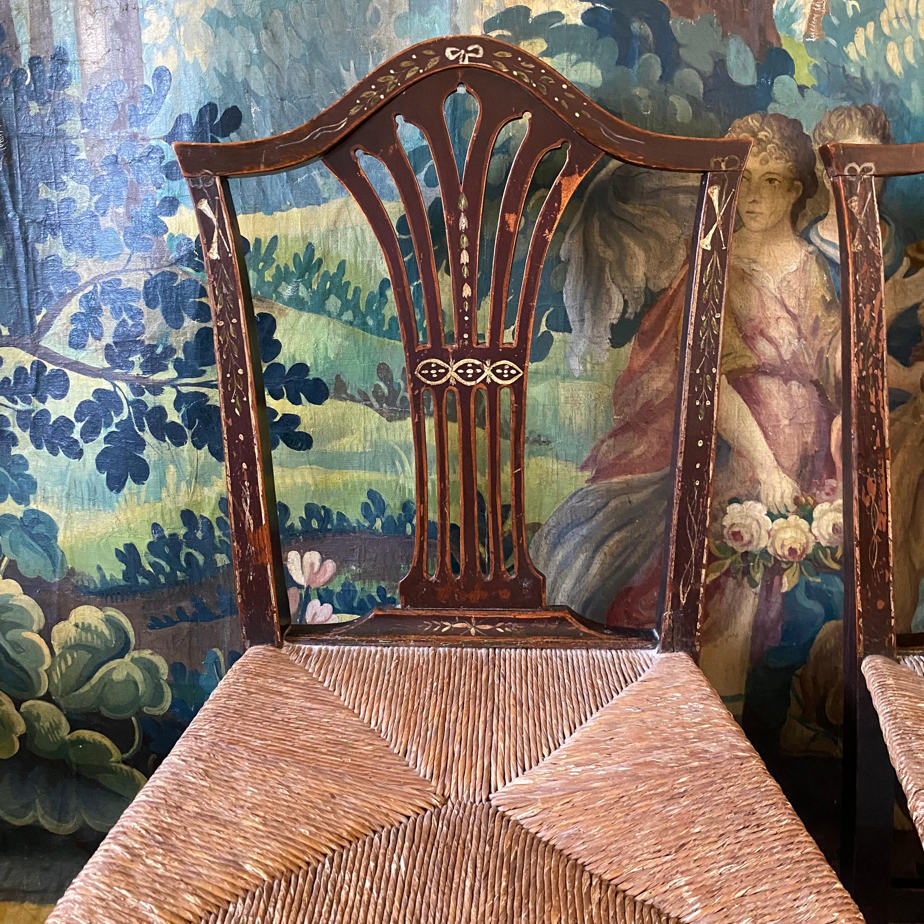 Pair of 18th Century Chairs In Good Condition In Salisbury, GB