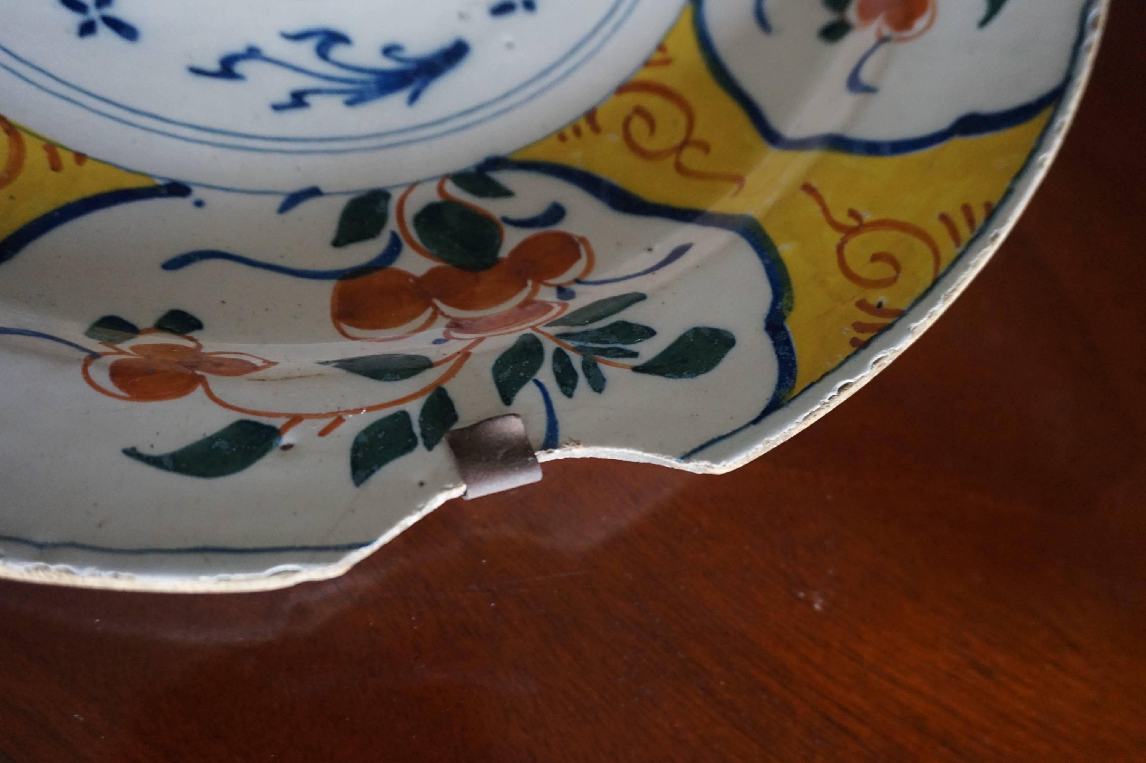 Pair of 18th Century Chinese Style Dutch Ceramic Plate Chargers with Rare Yellow For Sale 5
