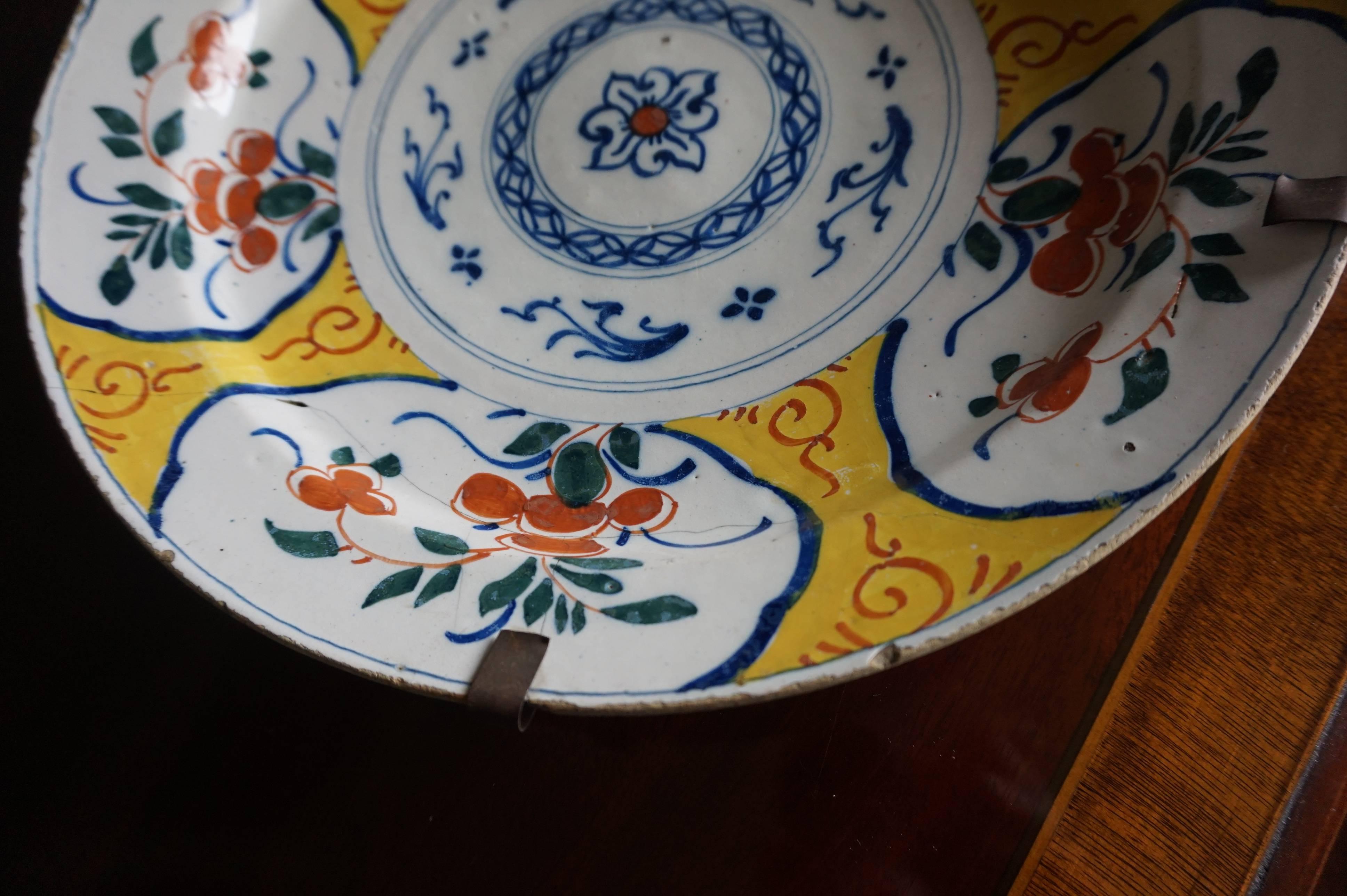 Pair of 18th Century Chinese Style Dutch Ceramic Plate Chargers with Rare Yellow For Sale 10
