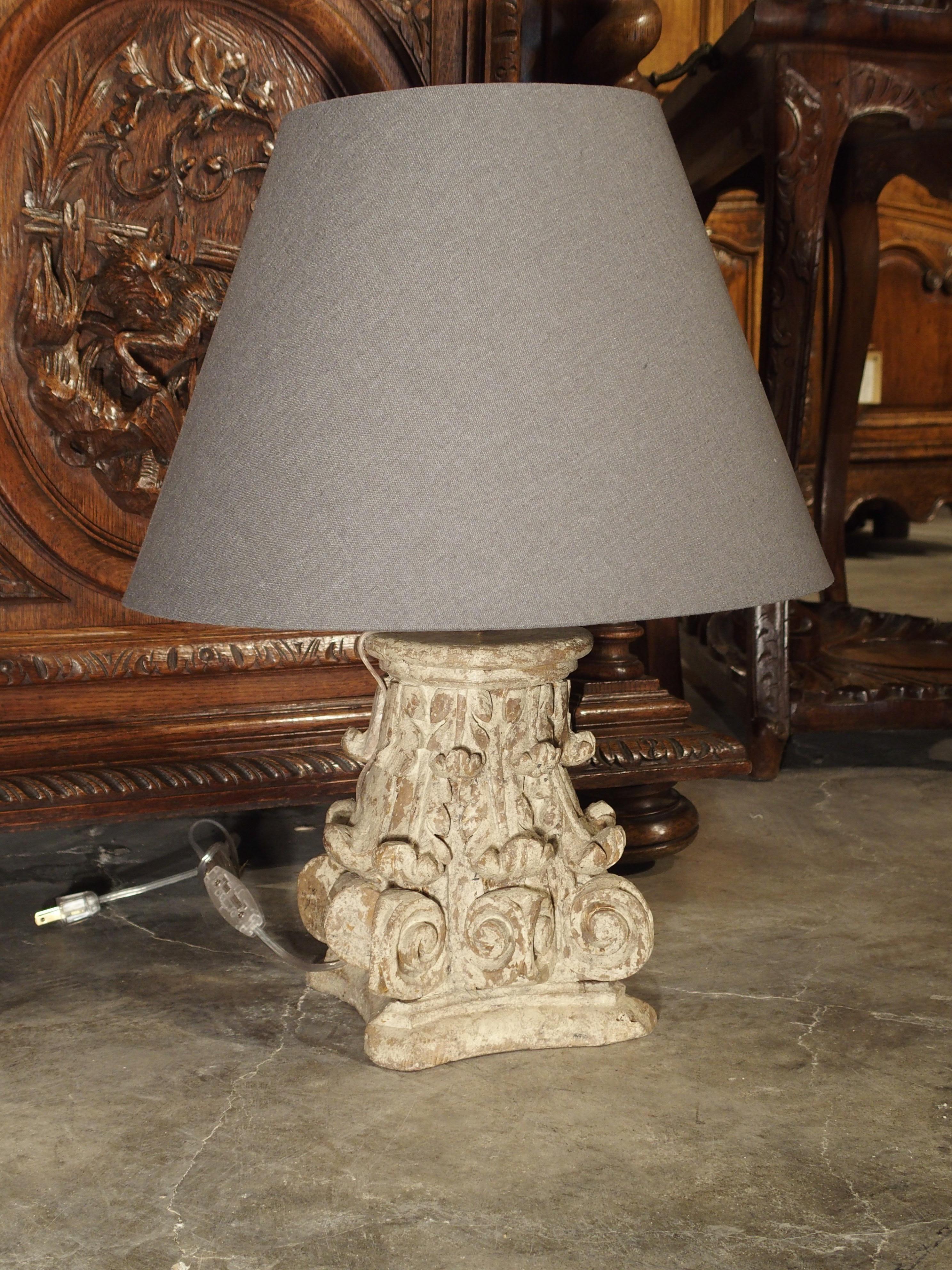 Pair of 18th Century Column Capital Lamps from France For Sale 7