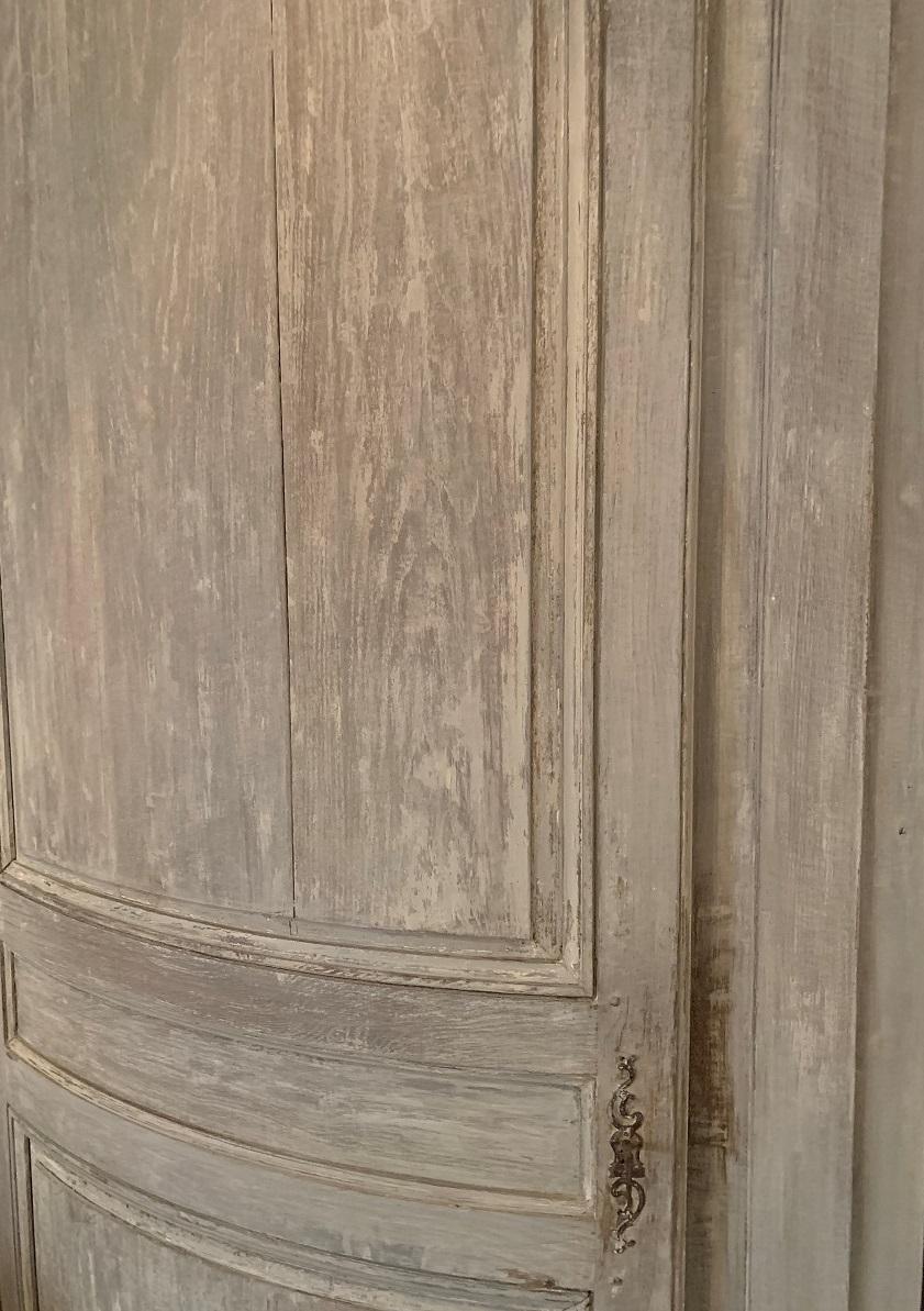 Oak Pair of 18th Century Corner Cupboards