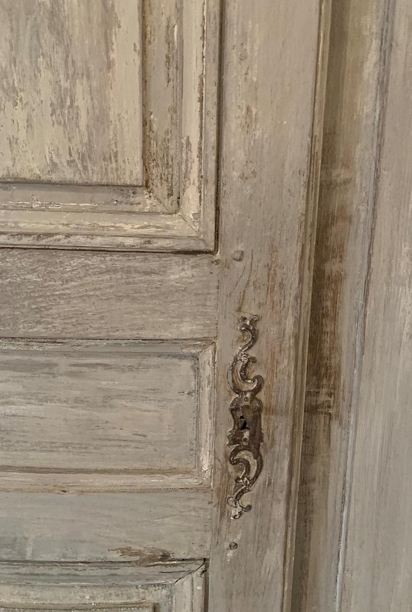 Pair of 18th Century Corner Cupboards 1