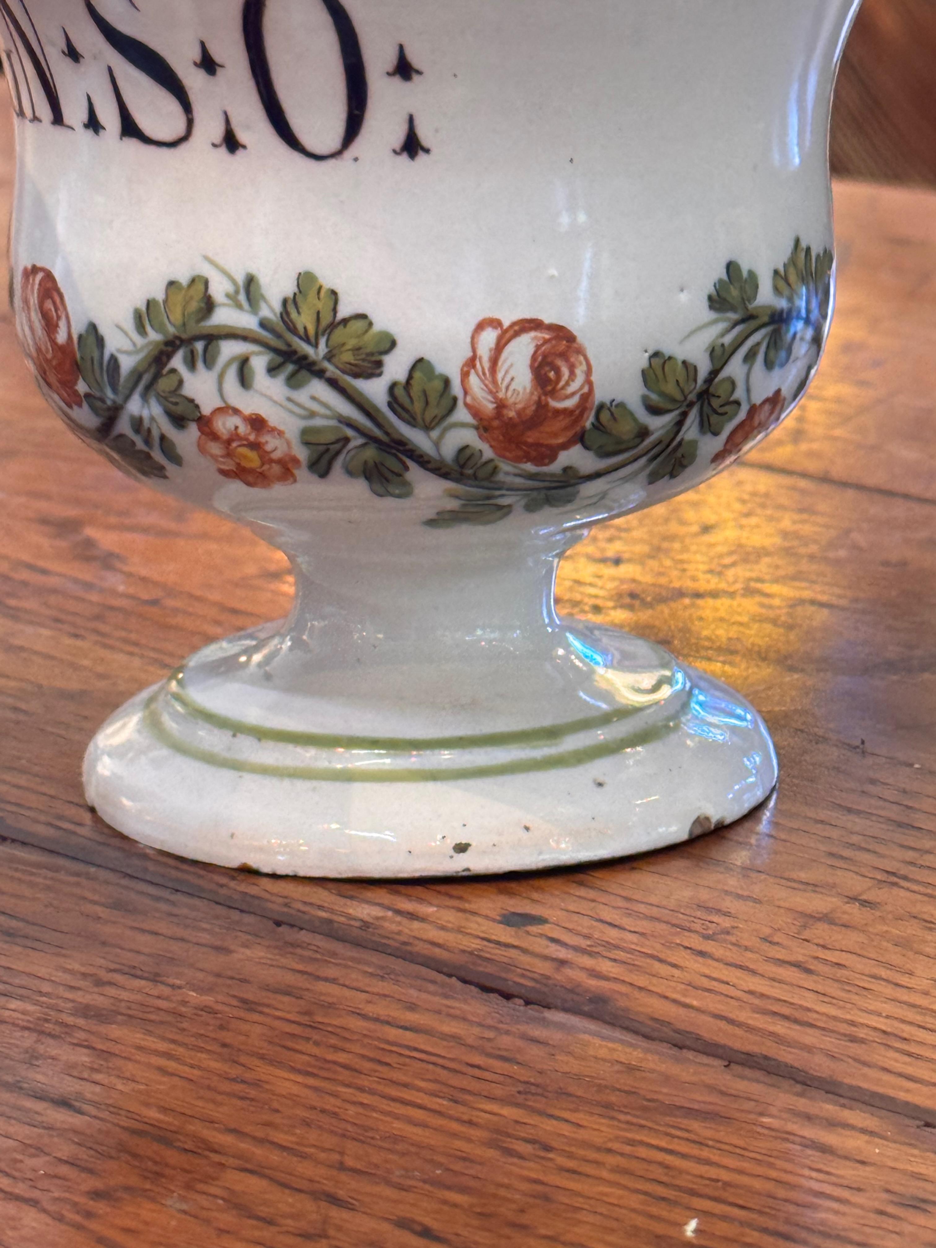 Pair of 18th Century Drug Jars For Sale 3