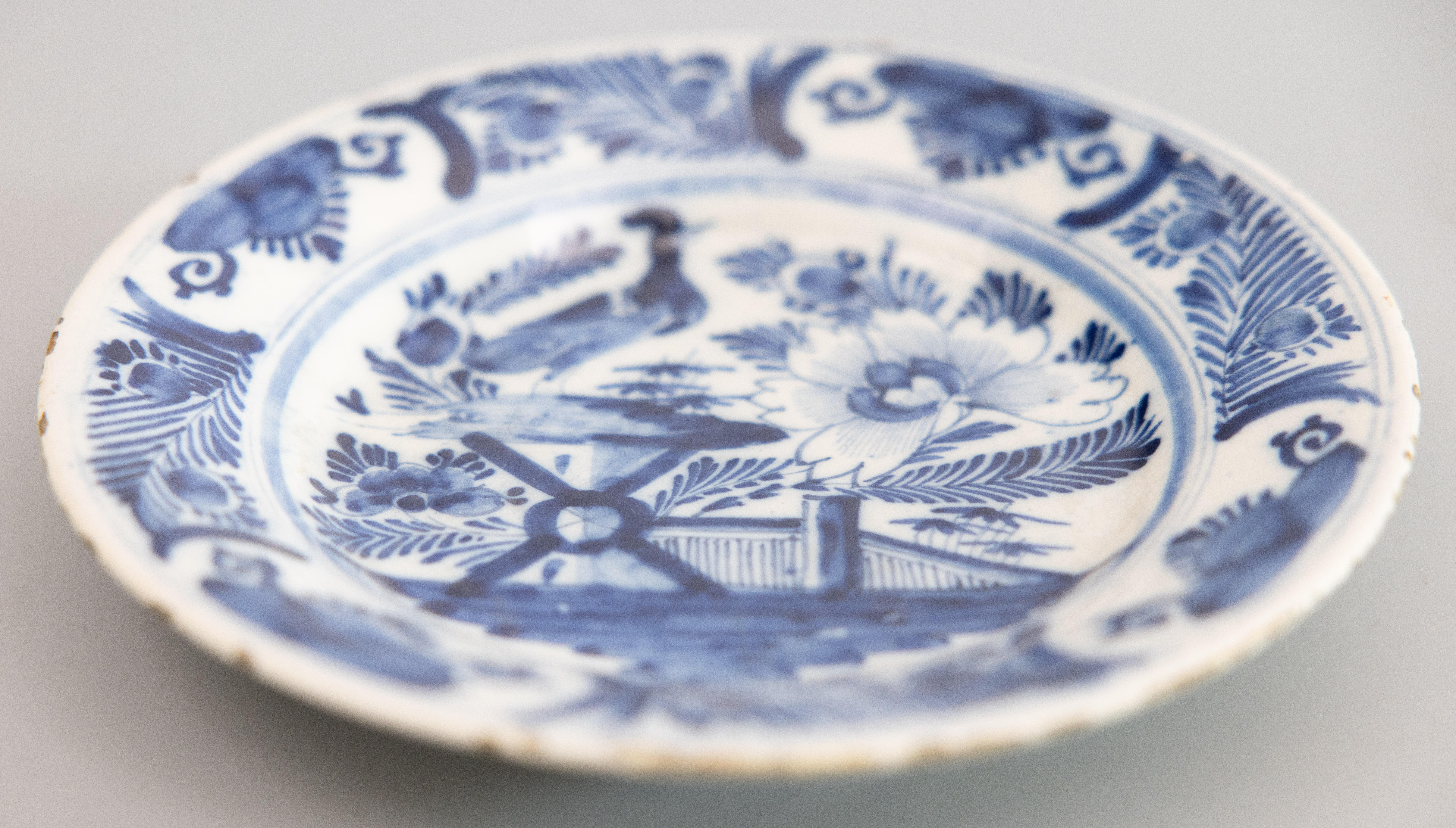 Pair of 18th Century Dutch Delft Faience Chinoiserie Floral Bird Plates For Sale 4