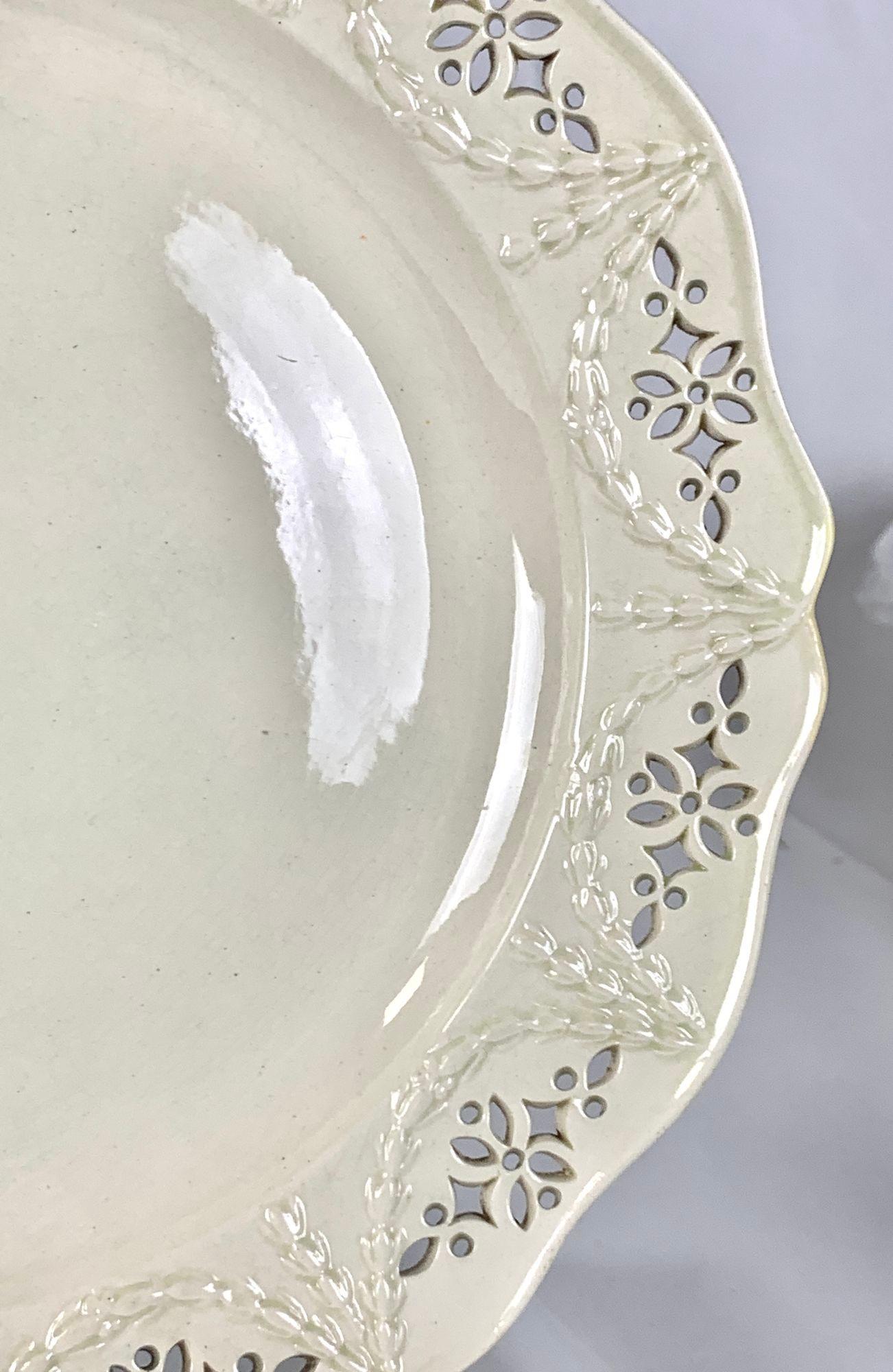 Pair of 18th Century English Creamware Dishes with Pierced Openwork, Circa 1785 3