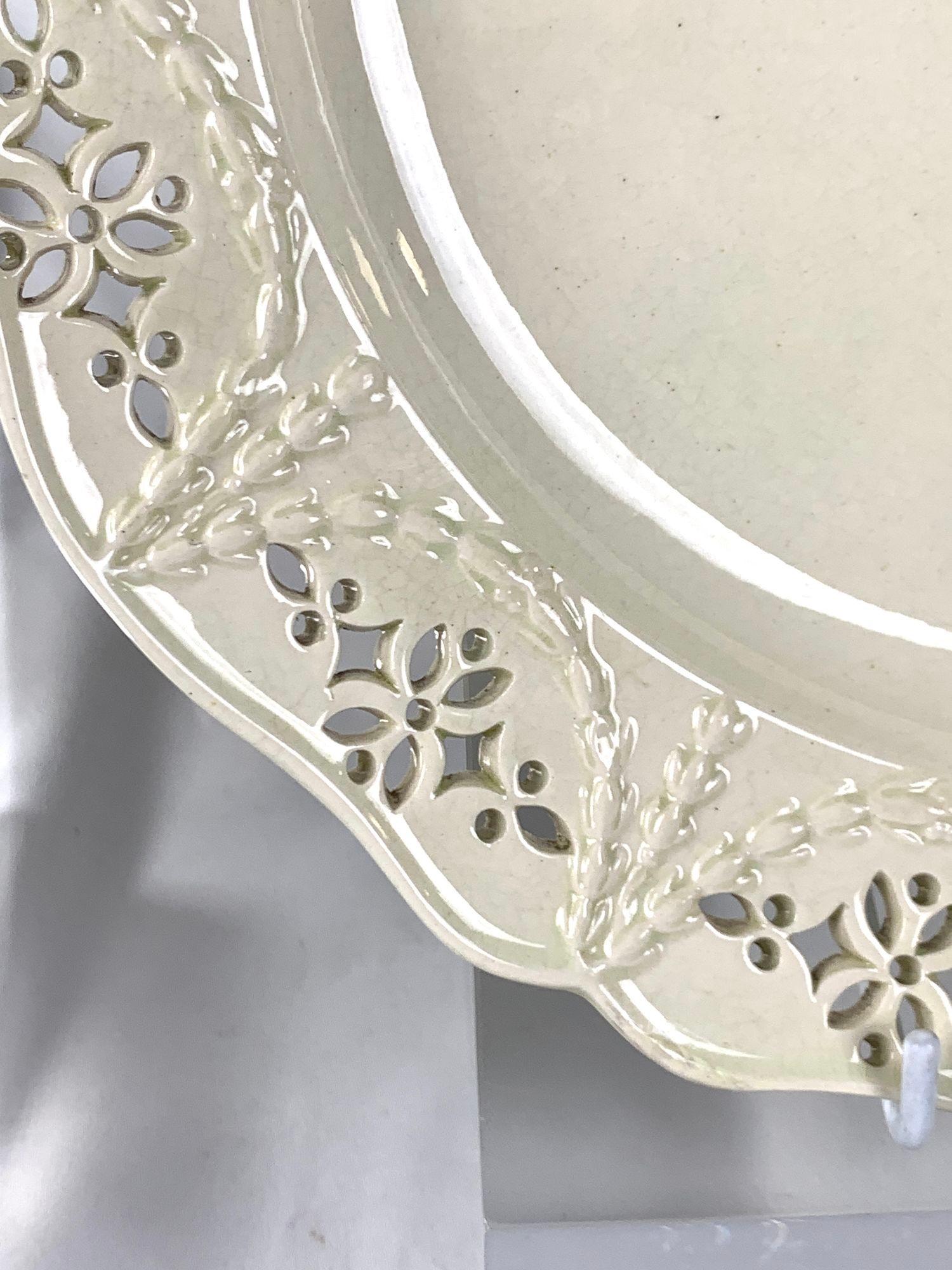 Pair of 18th Century English Creamware Dishes with Pierced Openwork, Circa 1785 4