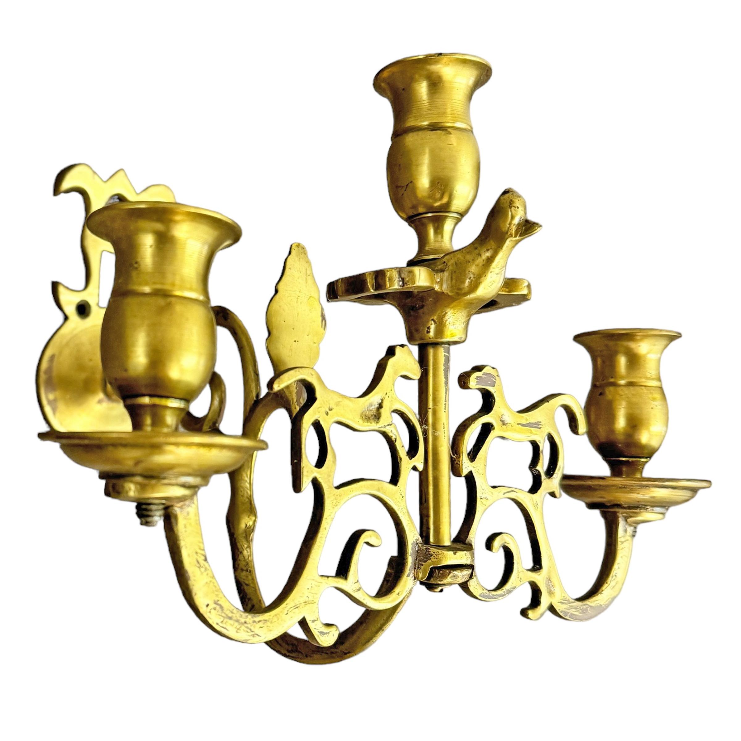 Pair of 18th Century English Georgian Brass Candle Sconces For Sale 1