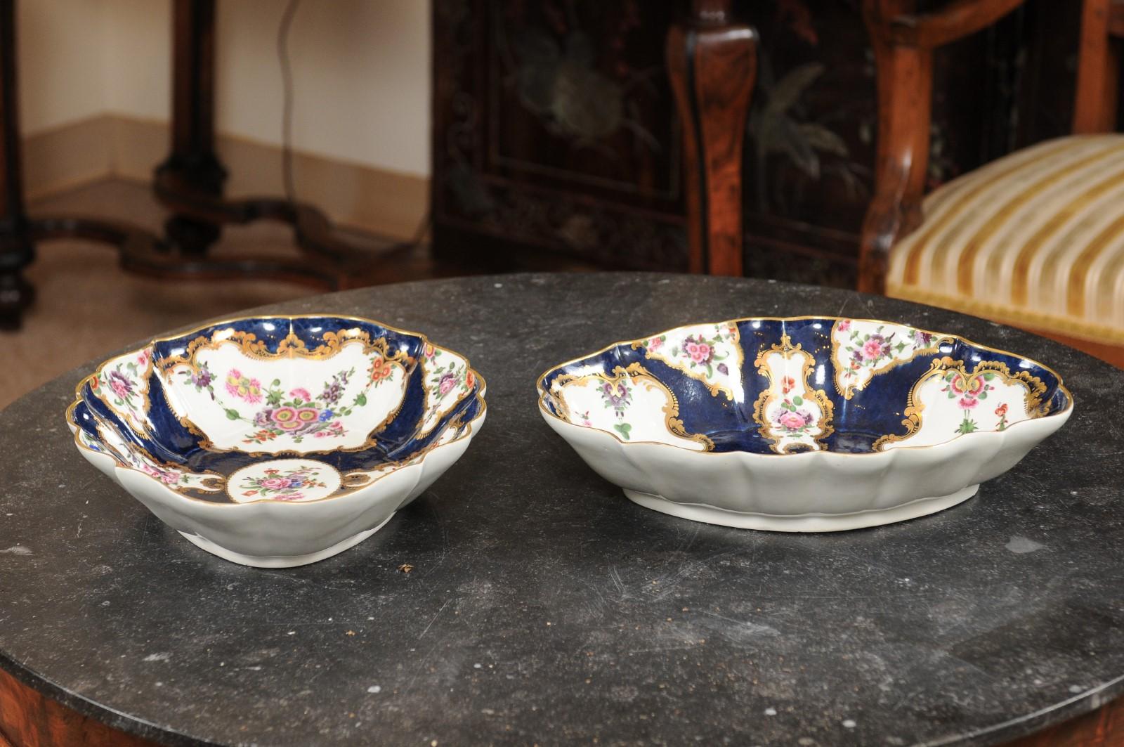 Pair of 18th Century English Worcester Porcelain Serving Dishes, “Dr. Wall” For Sale 6