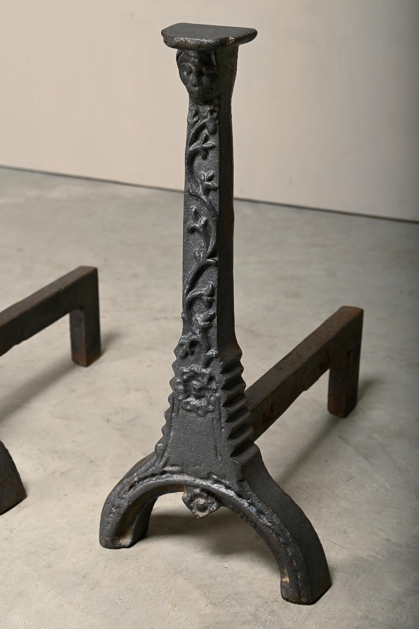 Pair of 18th Century French Andirons / Firedogs with faces and flower motif For Sale 2