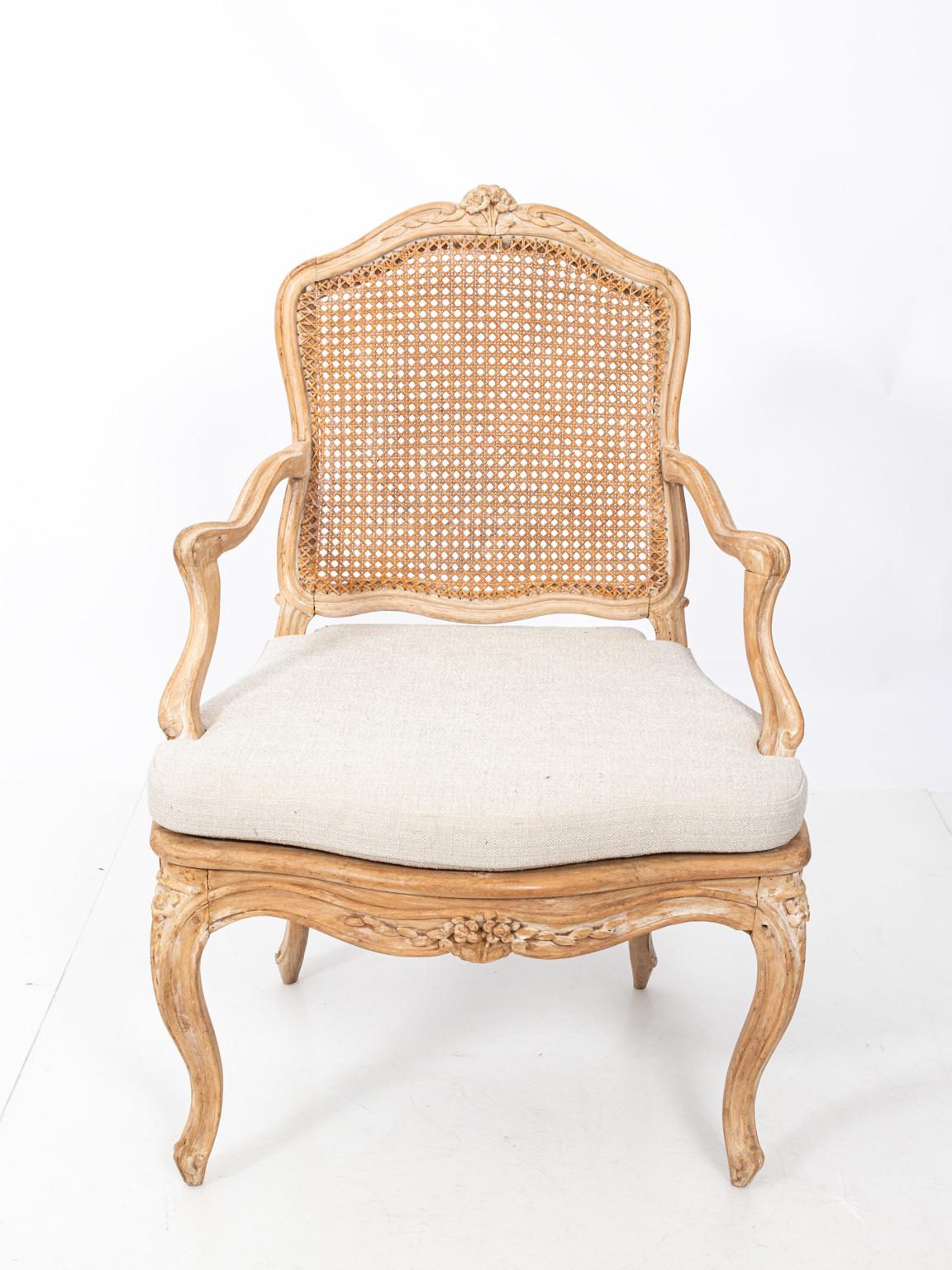 Pair of 18th Century French Armchairs For Sale 7