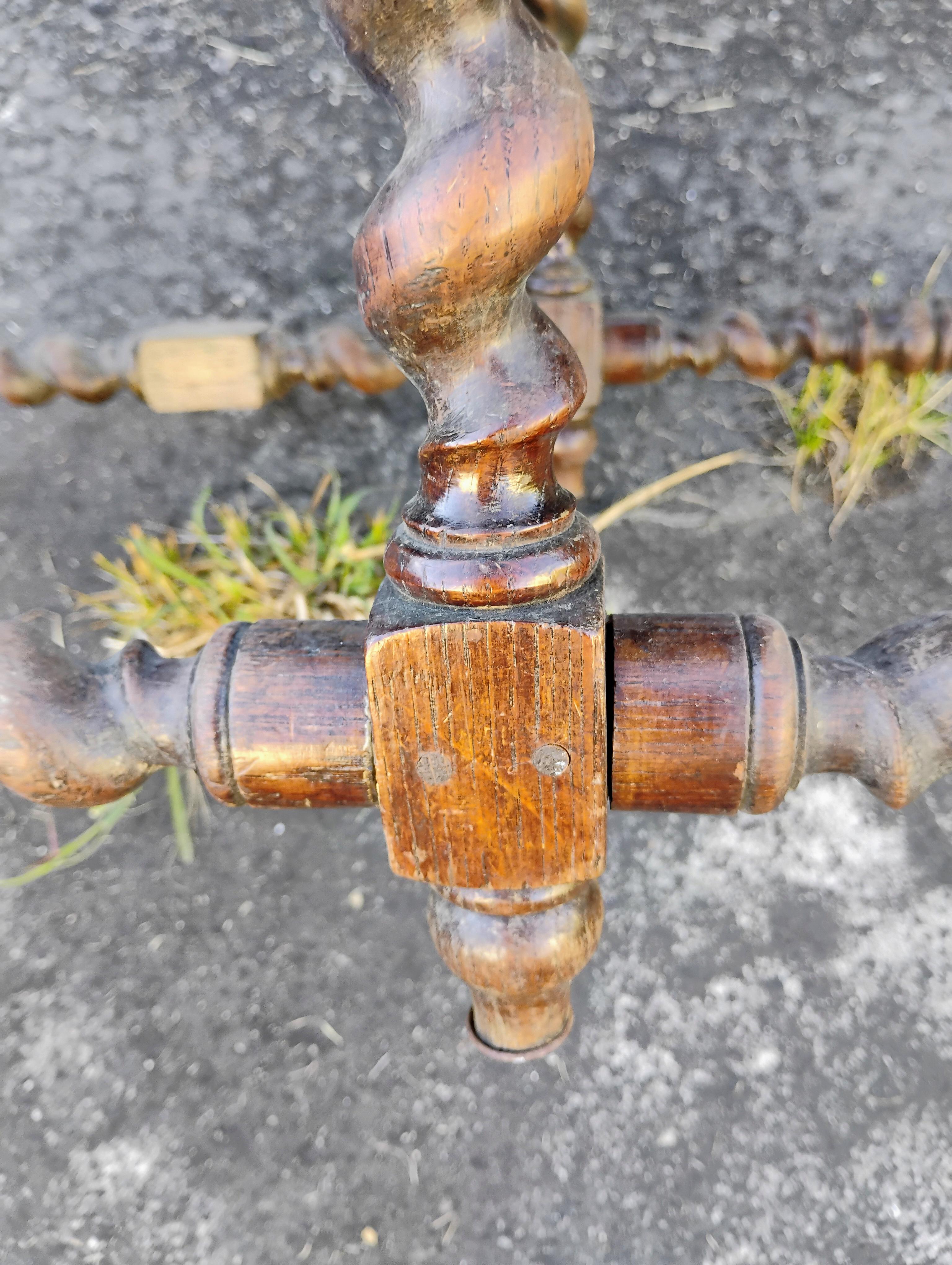 Pair of Finely Crafted 18th Century Louis XIV French Barley Twist Oak Benches For Sale 7