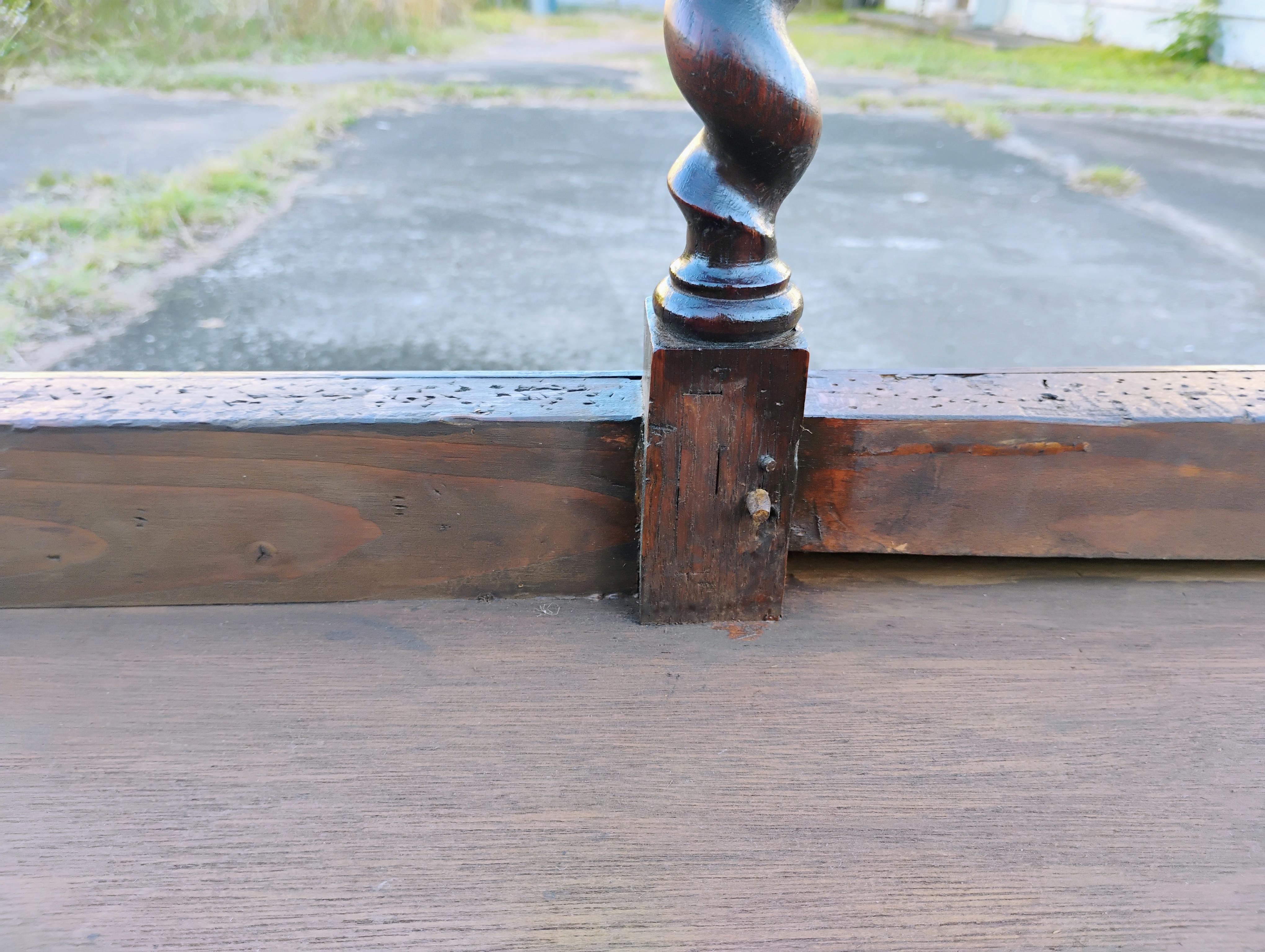 Pair of Finely Crafted 18th Century Louis XIV French Barley Twist Oak Benches For Sale 1