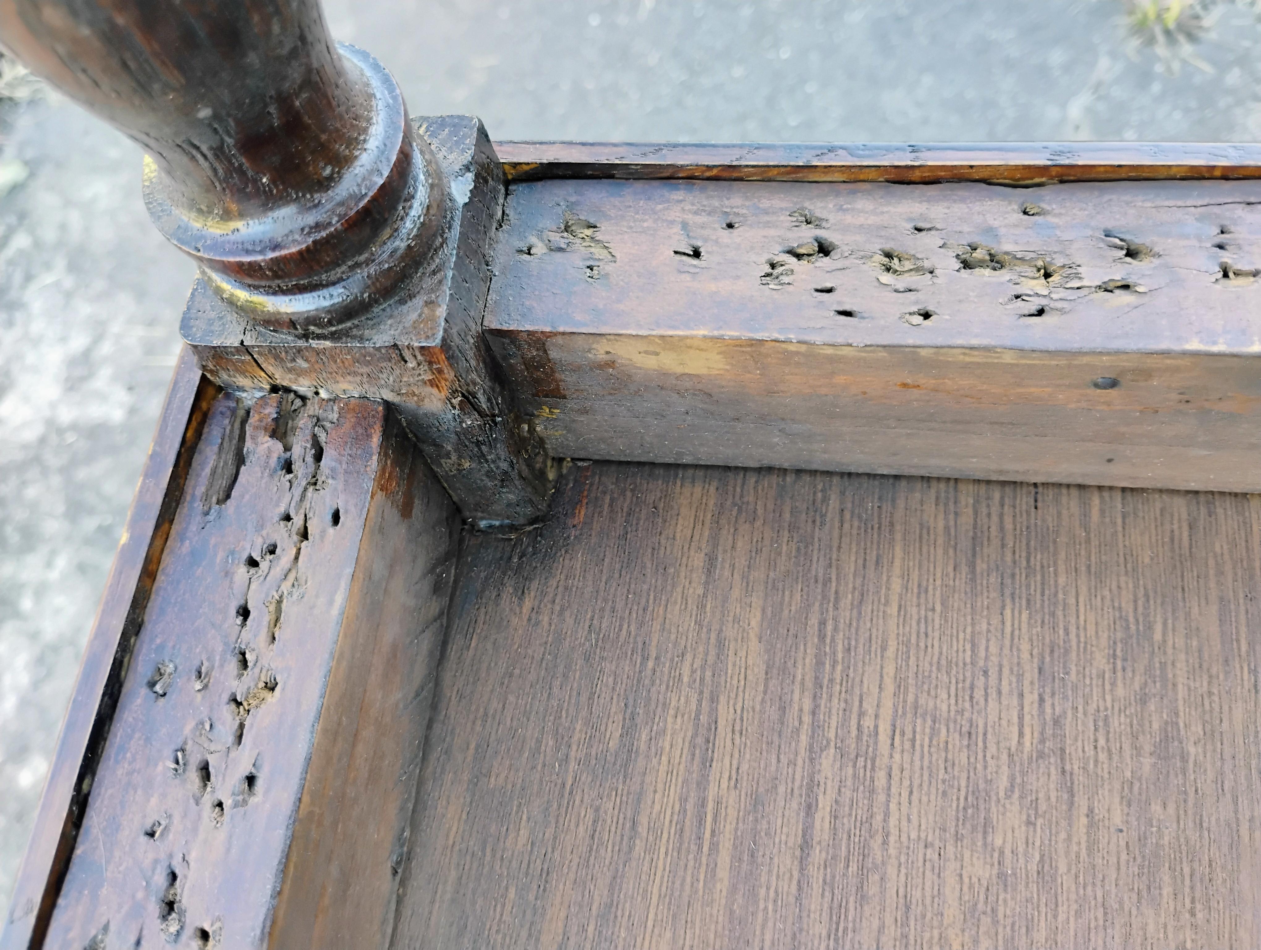 Pair of Finely Crafted 18th Century Louis XIV French Barley Twist Oak Benches For Sale 2