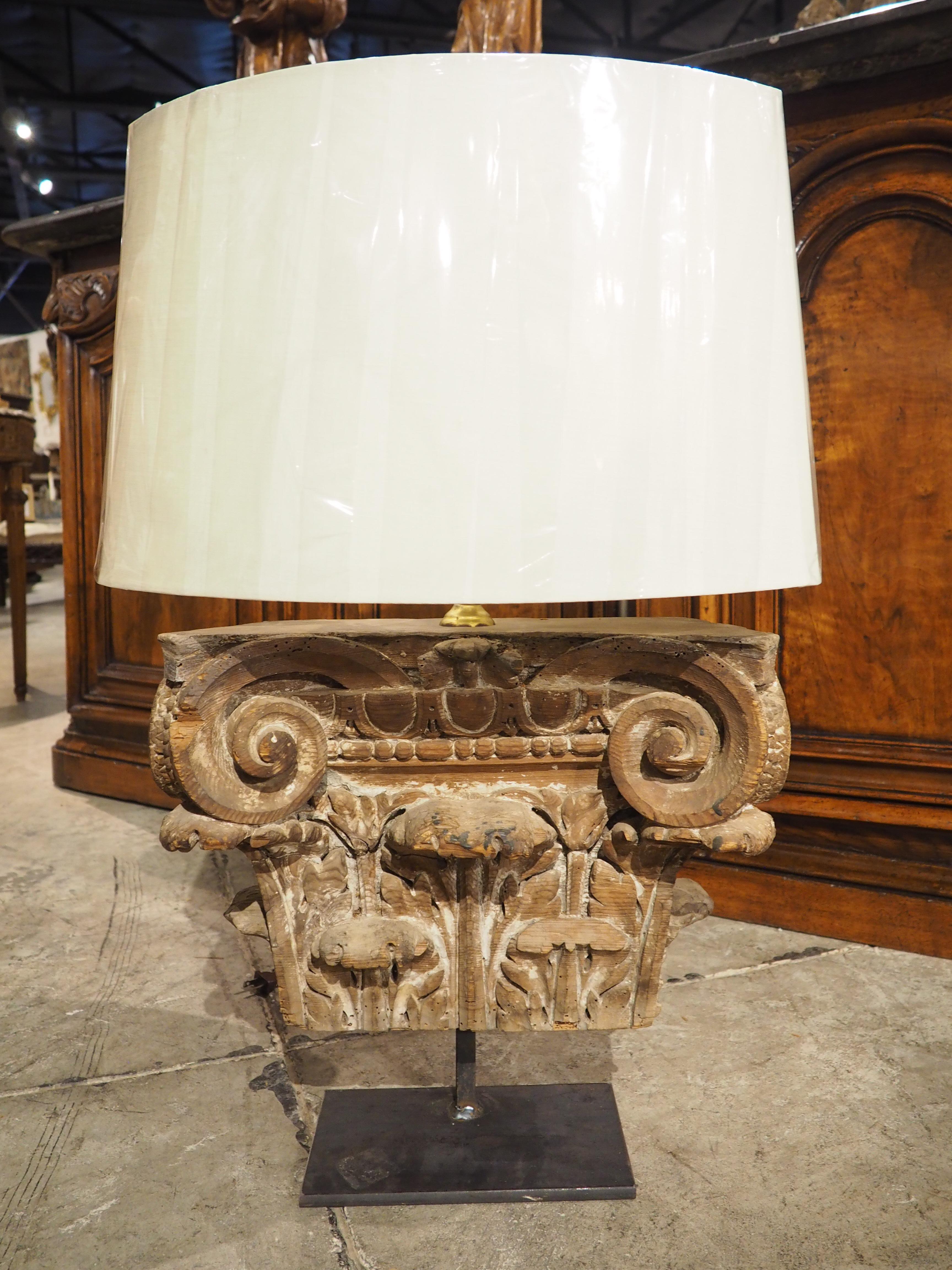 Hand-Carved Pair of 18th Century French Carved Wooden Capitals Mounted as Lamps For Sale