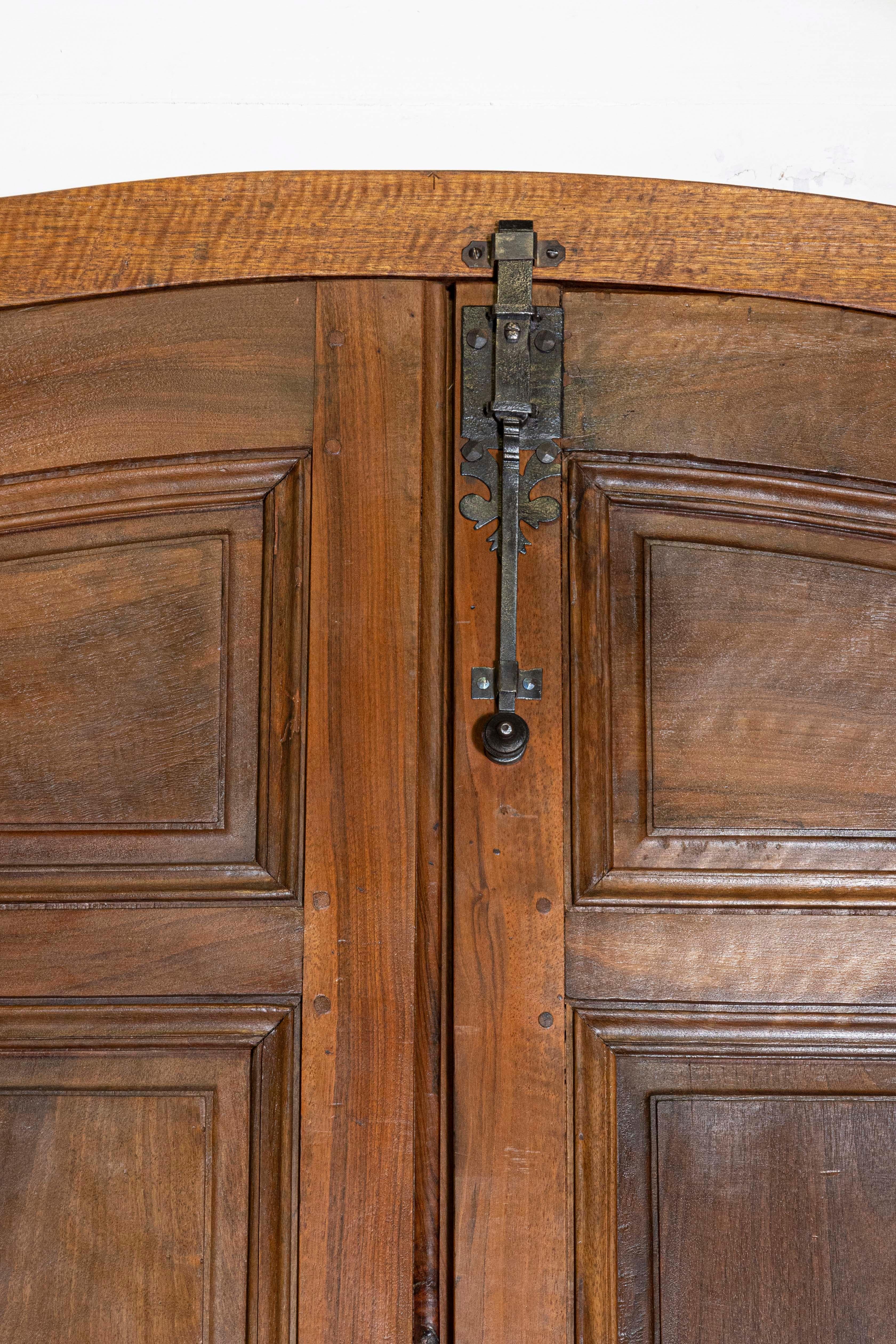 Coppia di porte di comunicazione francesi del XVIII secolo CIRCA 1790 In condizioni buone in vendita a Atlanta, GA
