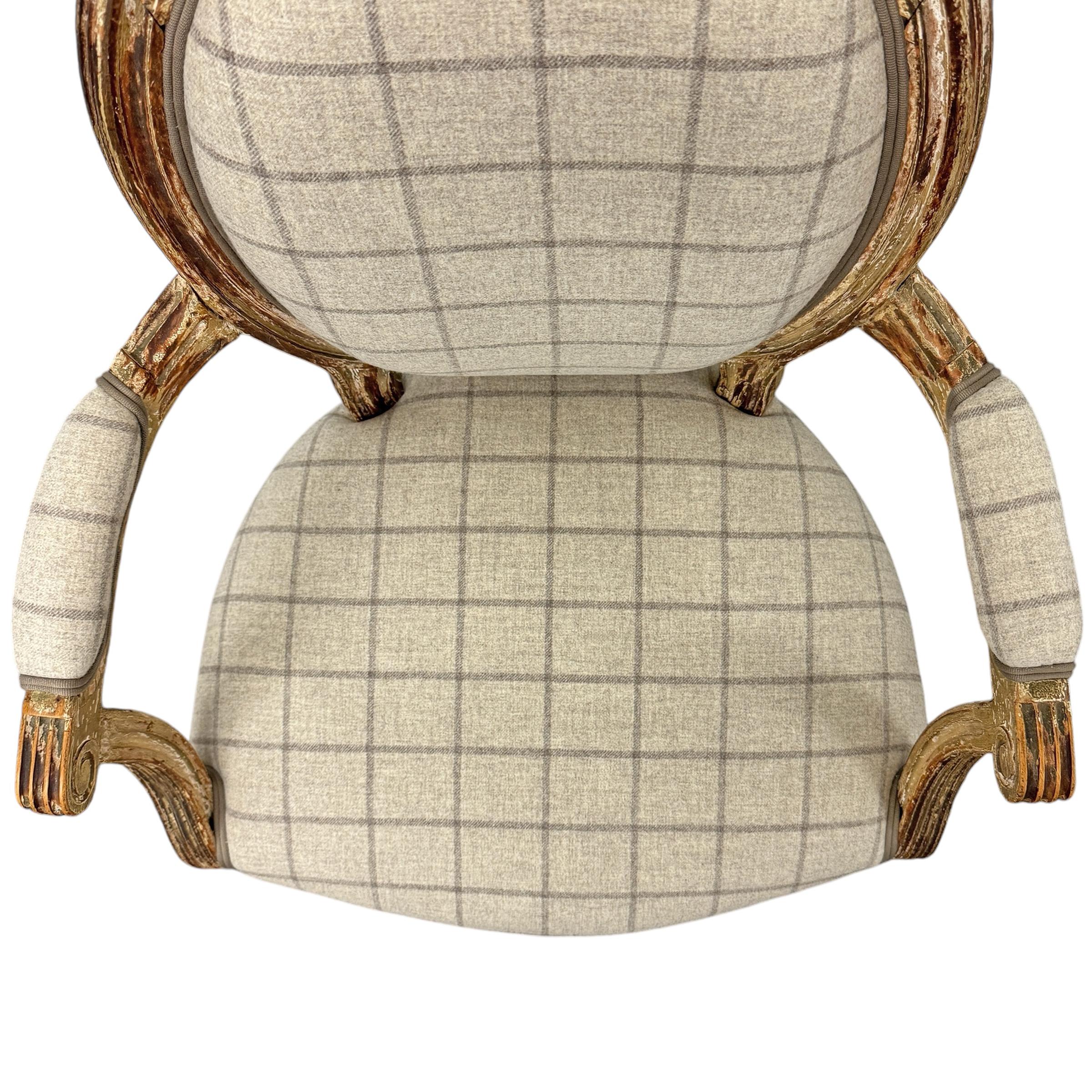 Paire de Fauteuil du 18ème siècle en vente 2
