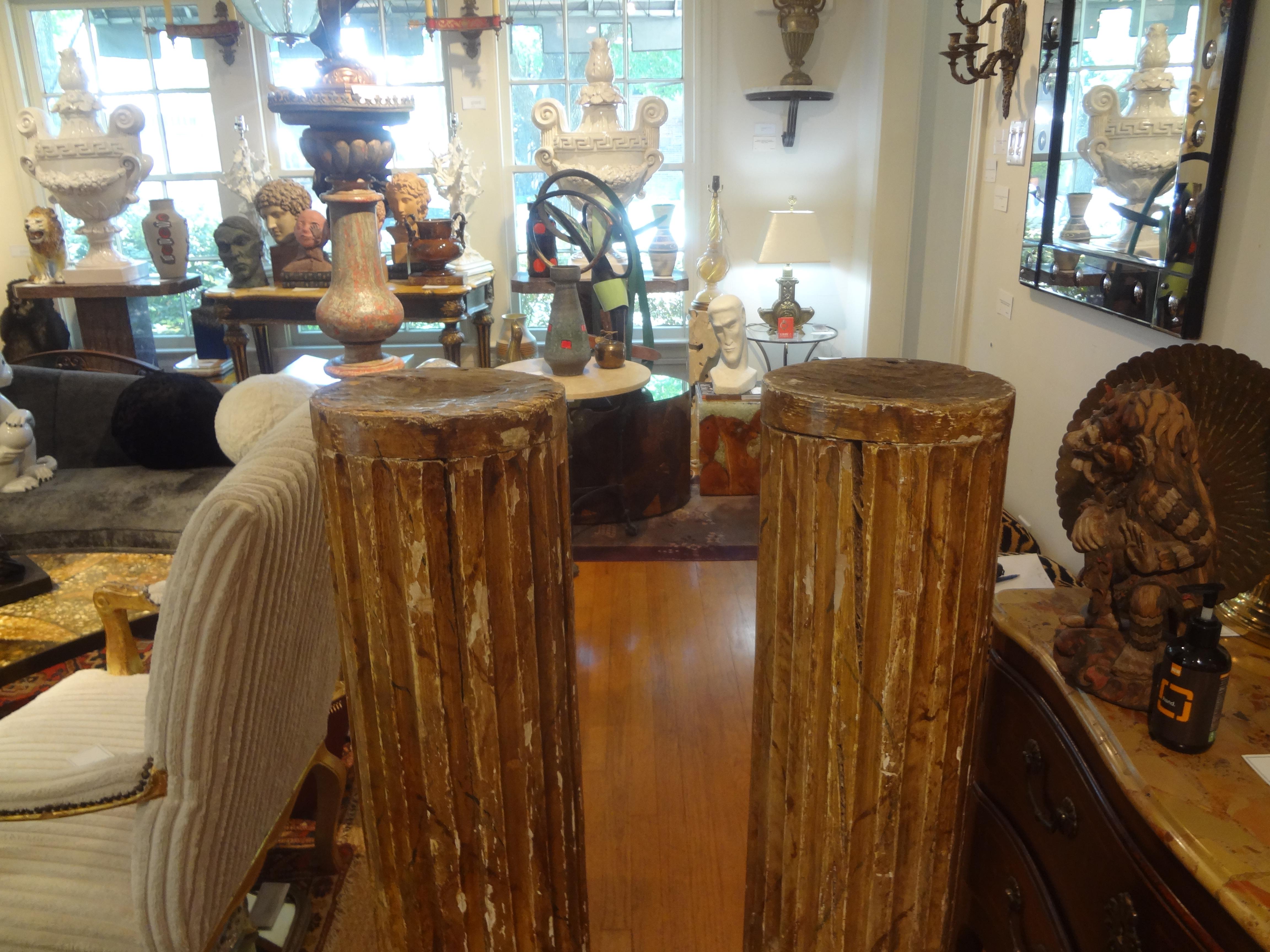 Pair of 18th Century French Louis XVI Carved Wood Column Pedestals For Sale 7